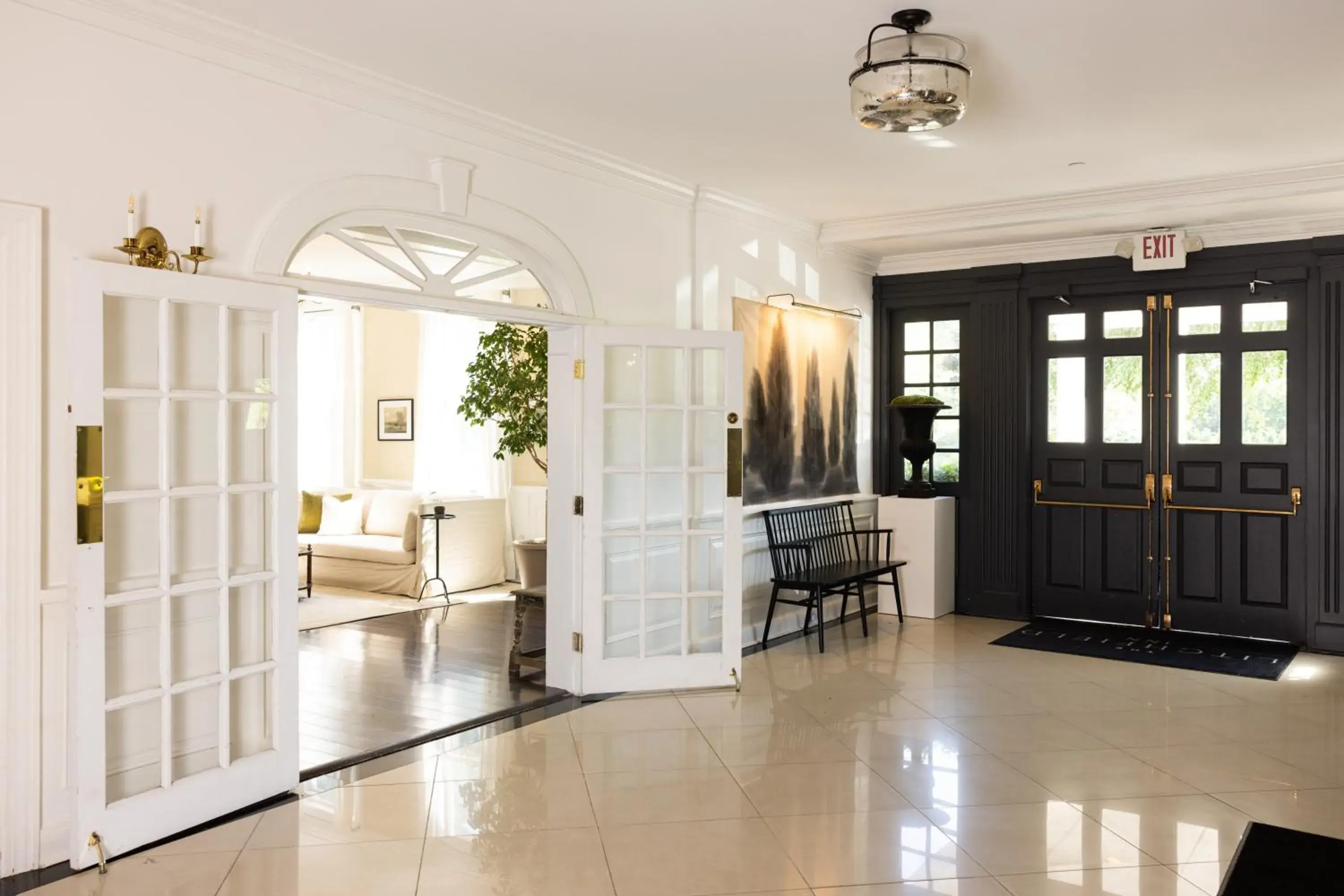 Lobby or reception in The Litchfield Inn Lobby or reception in The Litchfield Inn