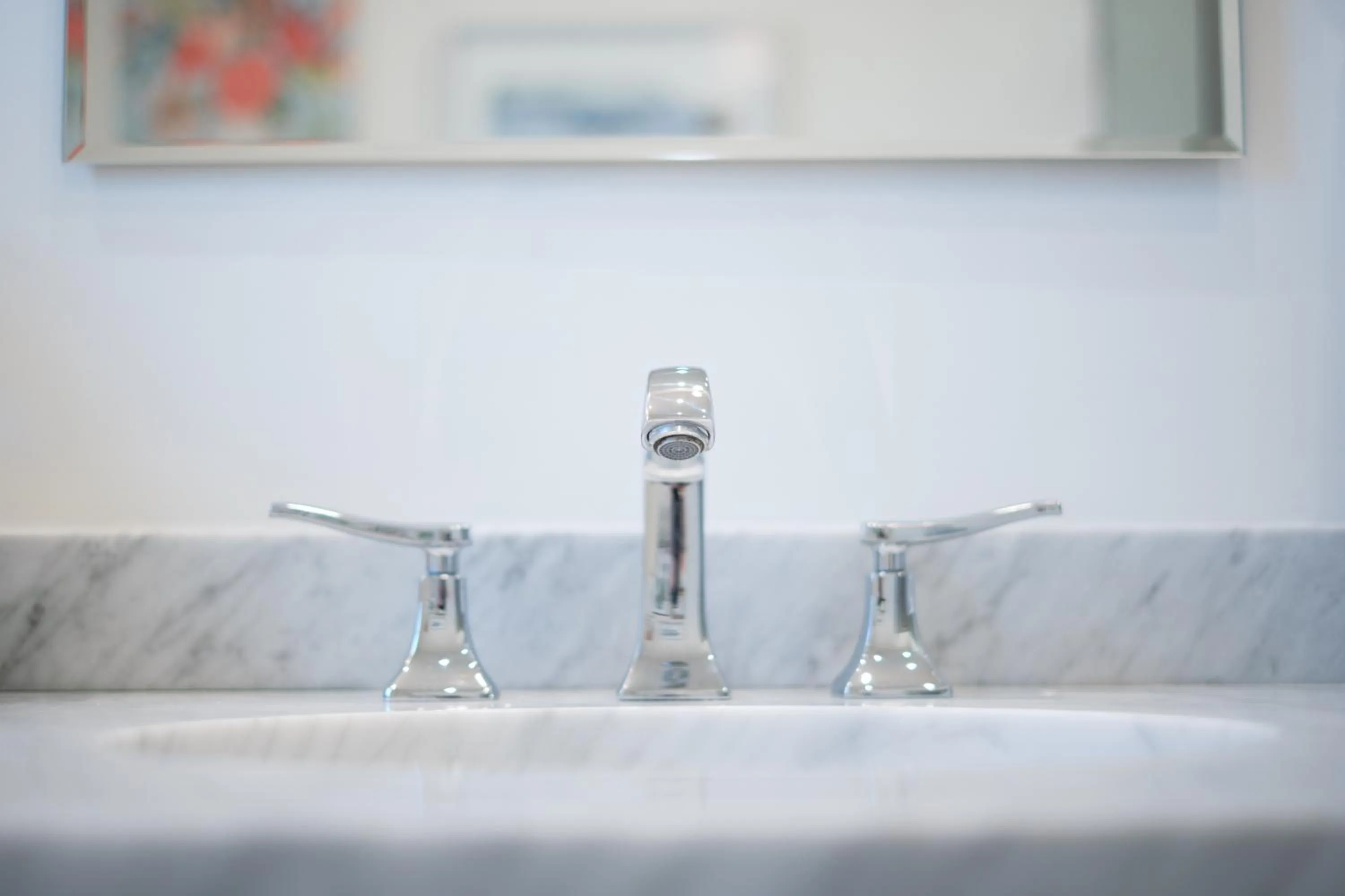 Bathroom in The Setting Inn Napa Valley