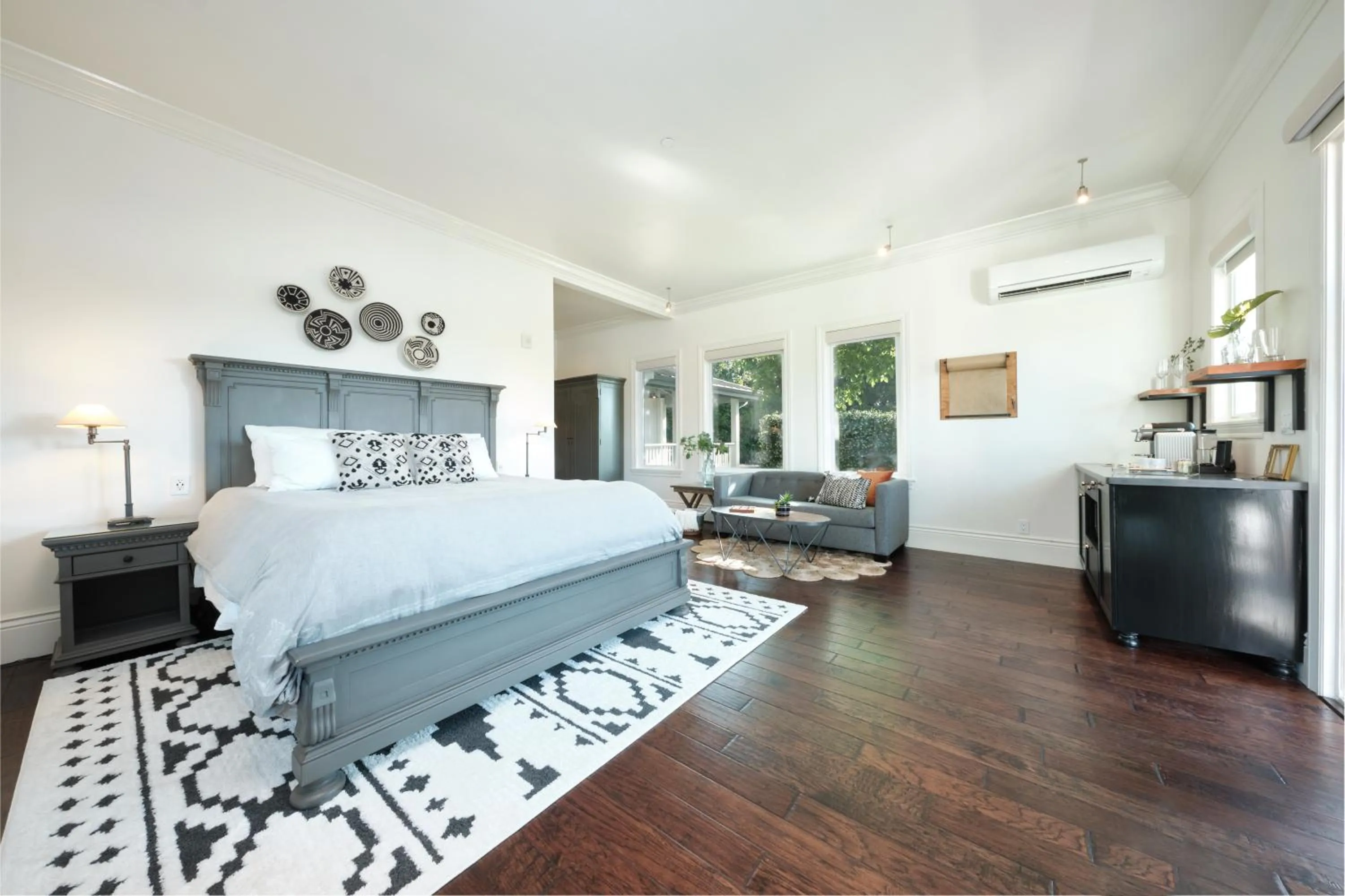 Photo of the whole room, Bed in The Setting Inn Napa Valley