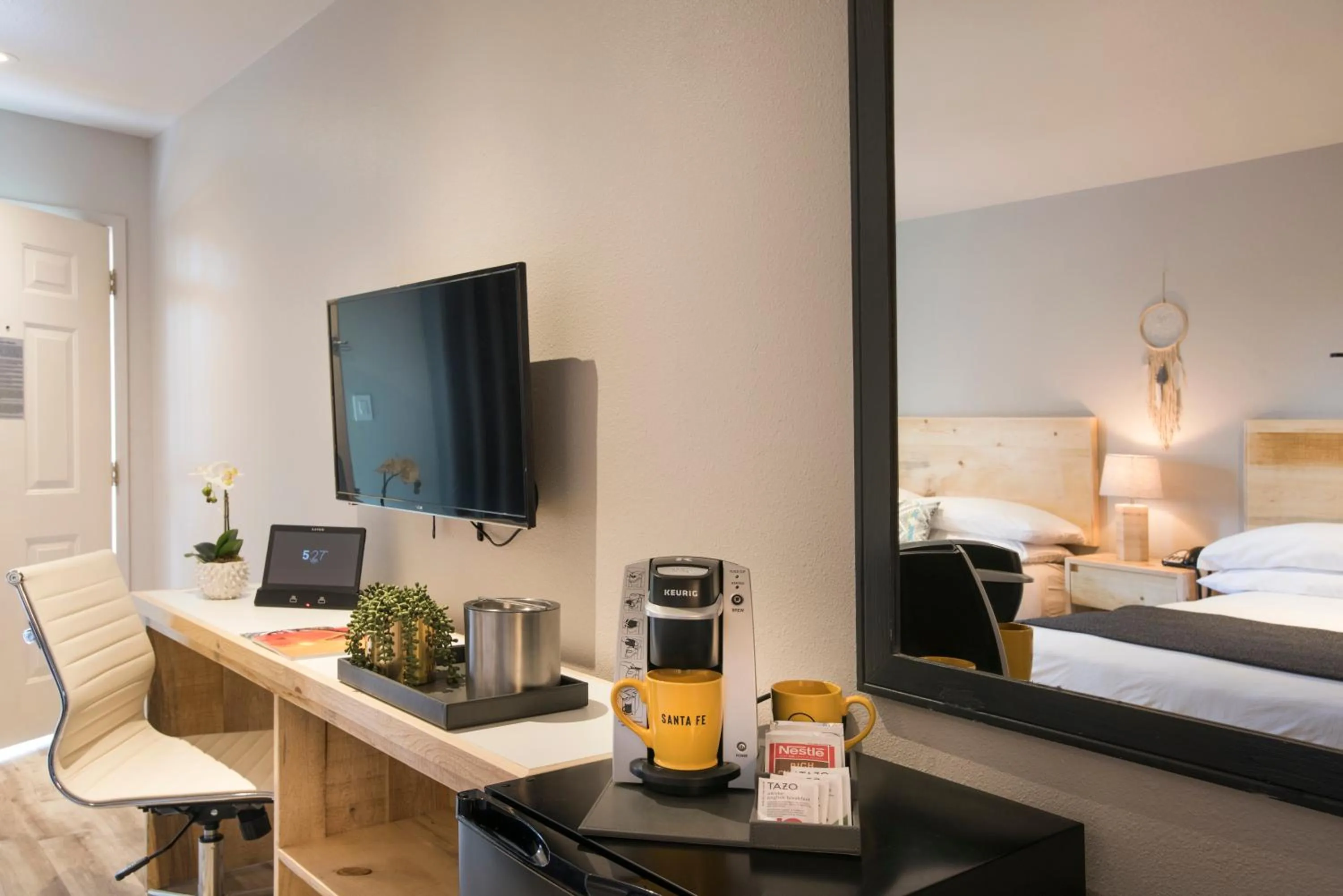 TV and multimedia, Bed in The Sage Hotel