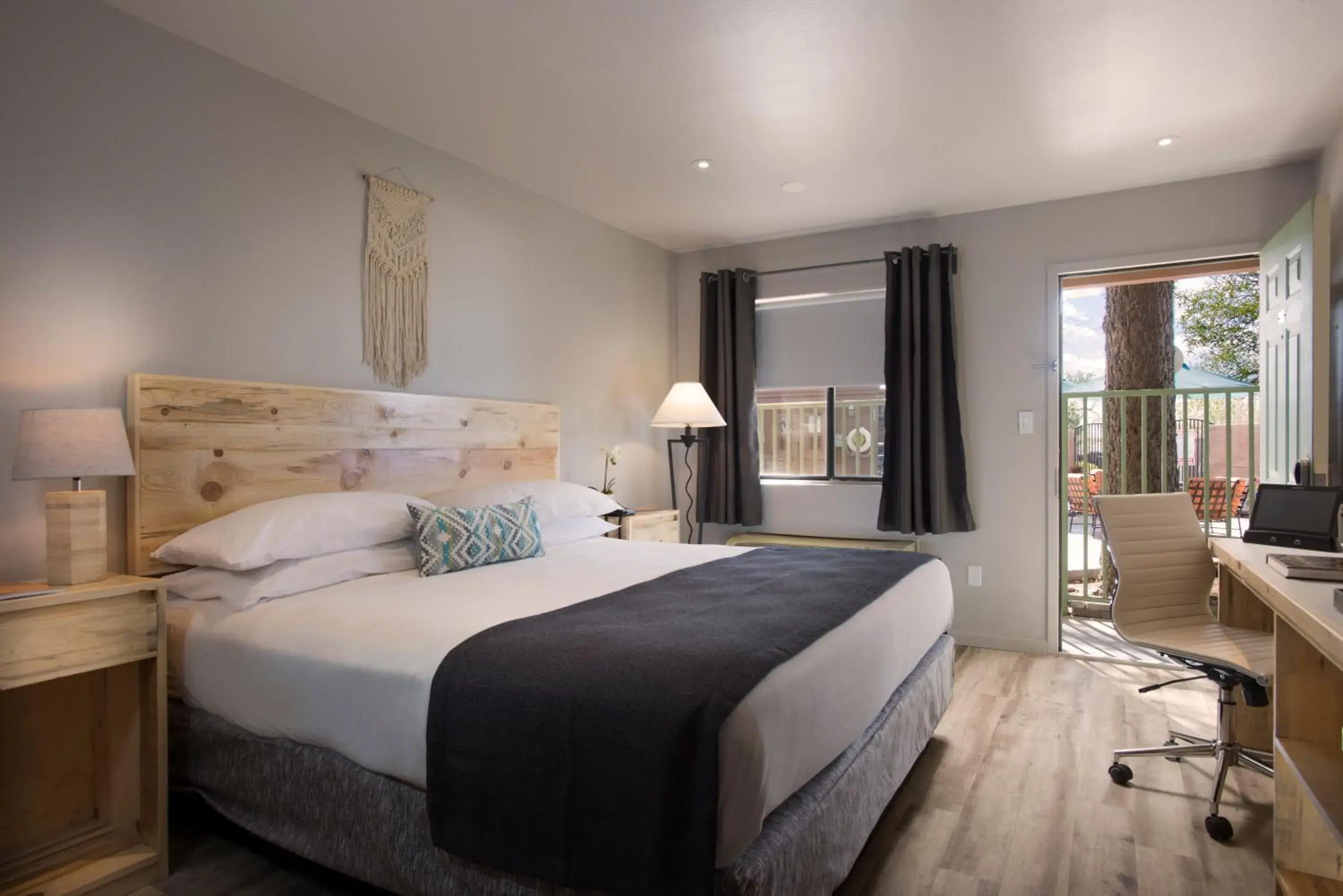 Photo of the whole room, Bed in The Sage Hotel Photo of the whole room, Bed in The Sage Hotel