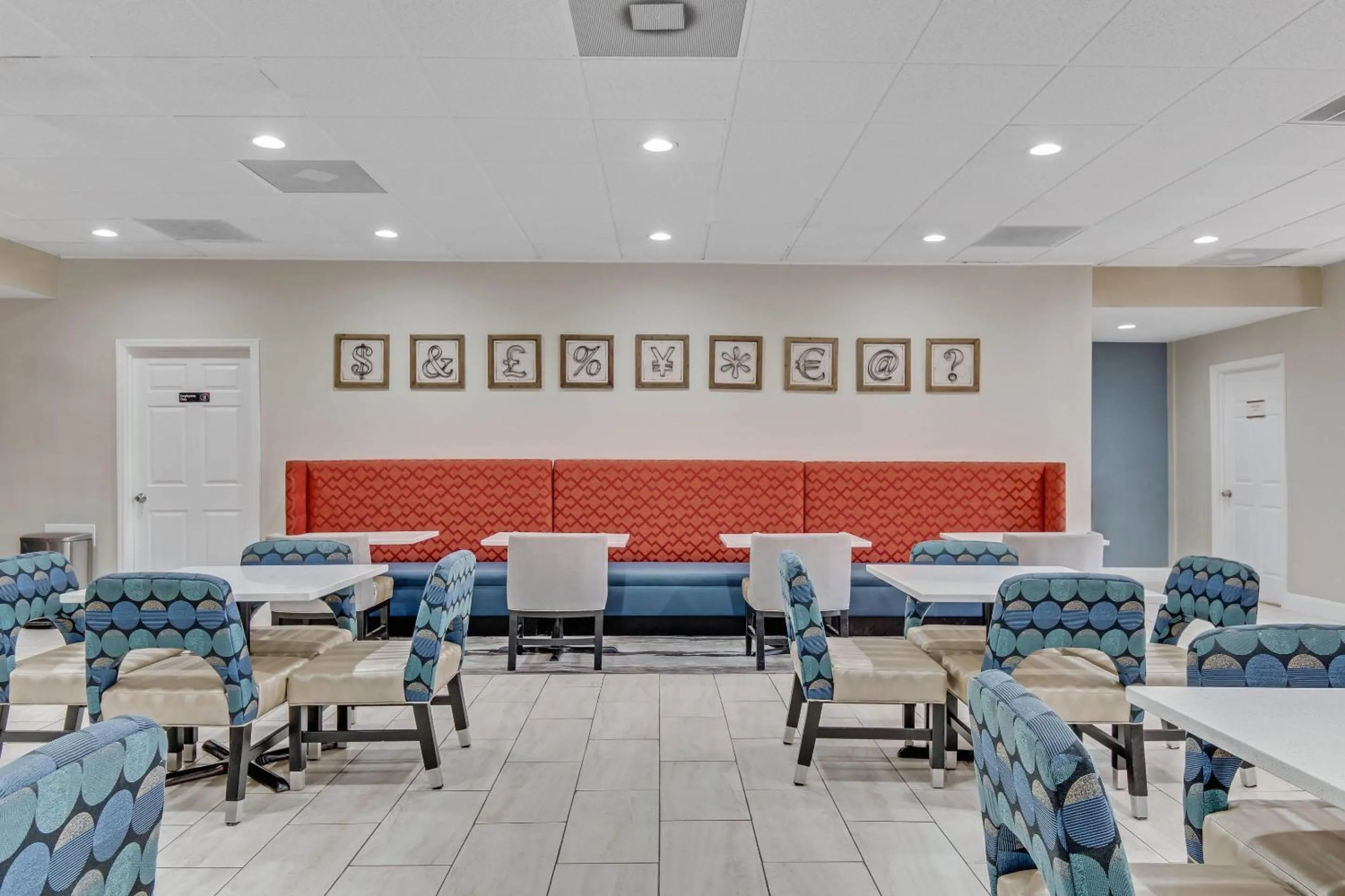 Breakfast in Quality Inn Dalton East