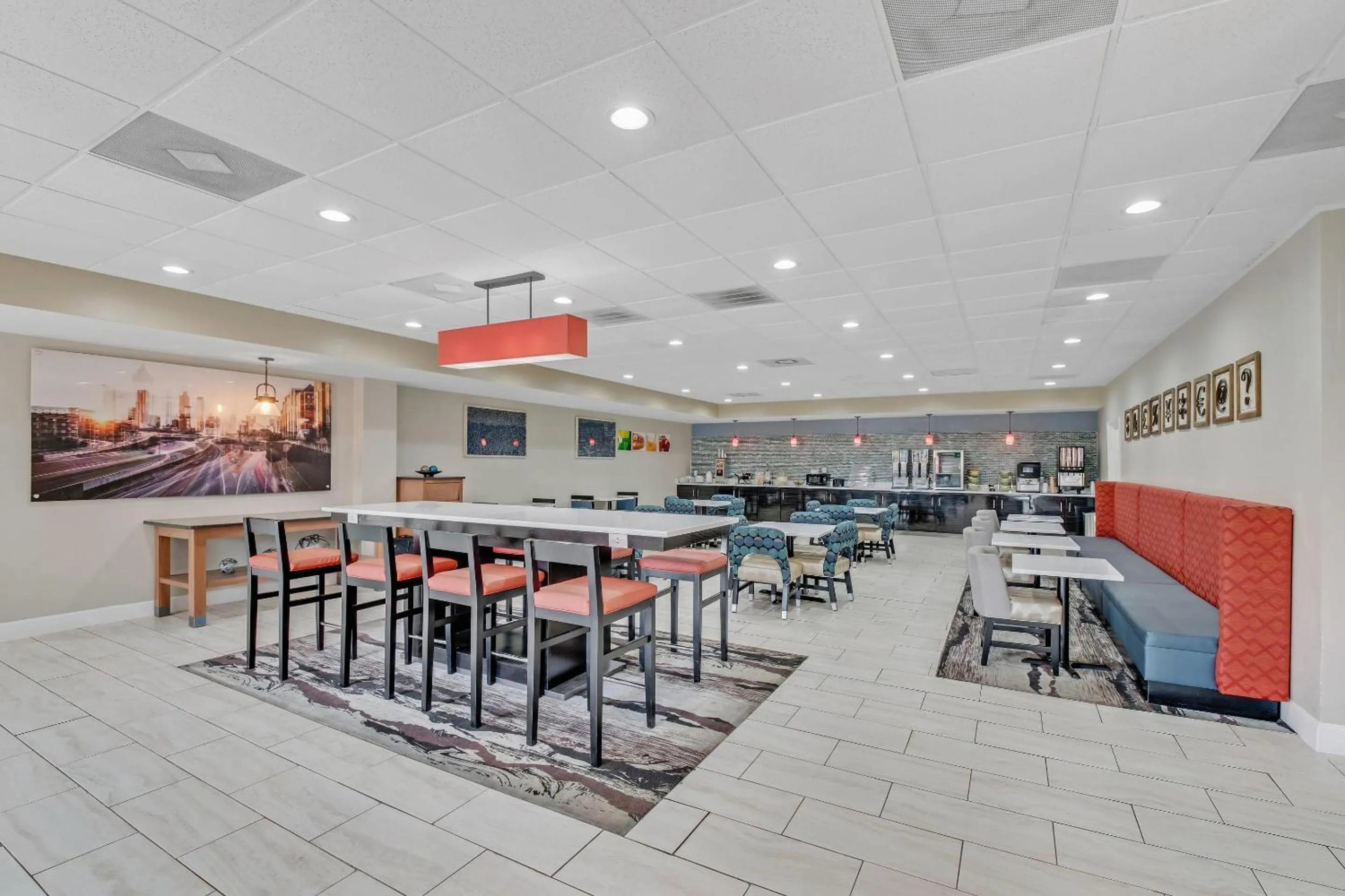 Breakfast in Quality Inn Dalton East