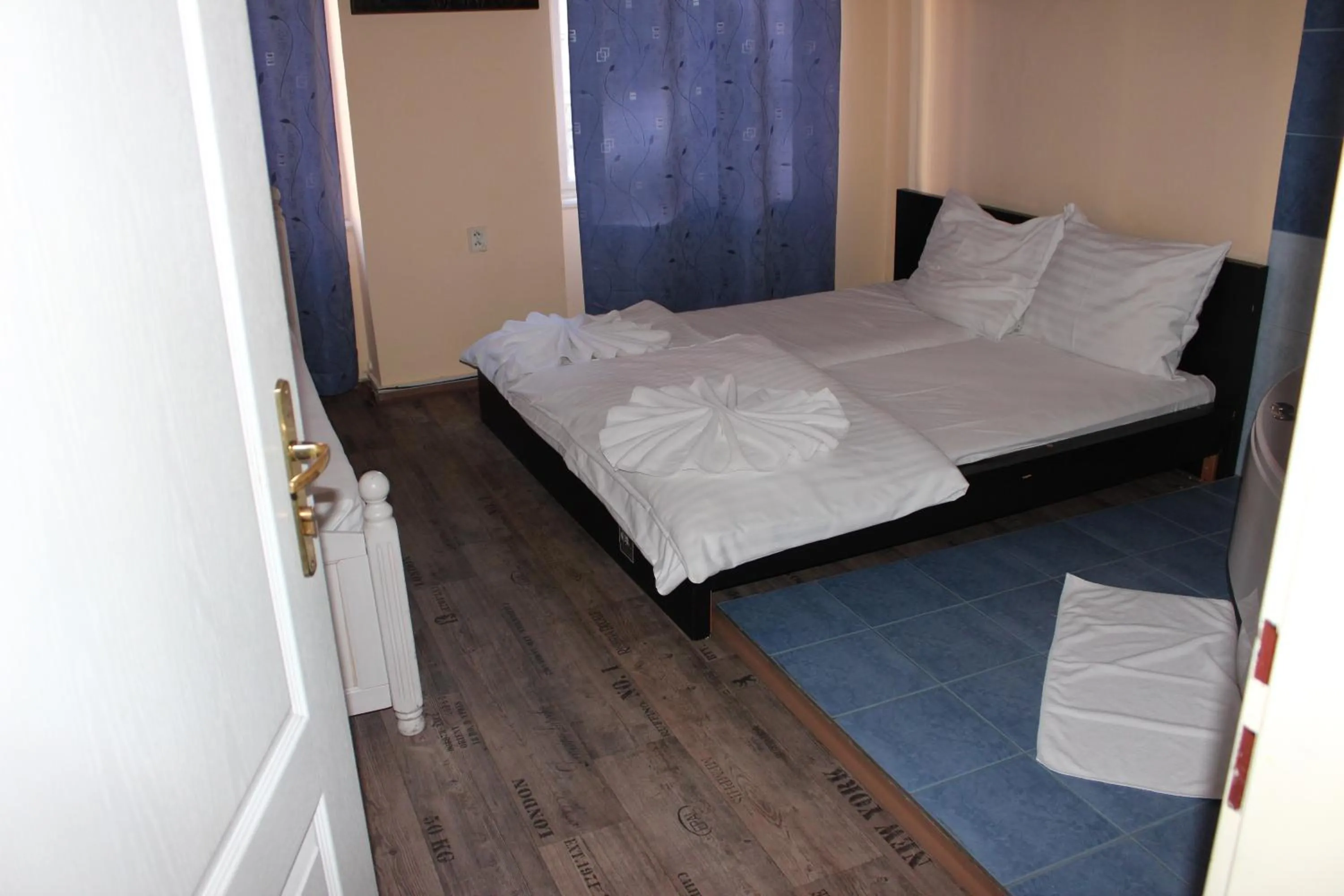 Bed in Hotel Praha Club bed & breakfast