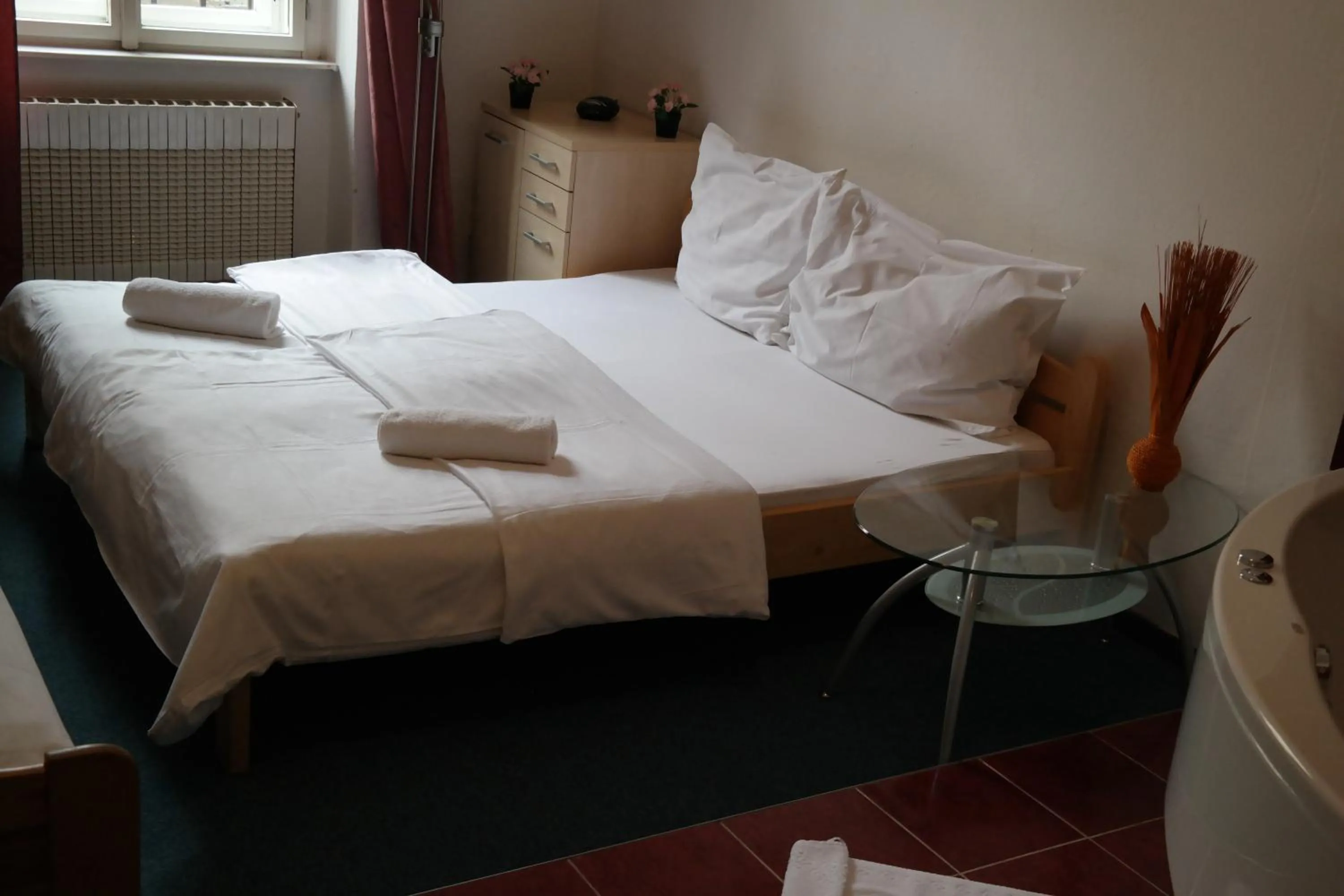 Bed in Hotel Praha Club bed & breakfast