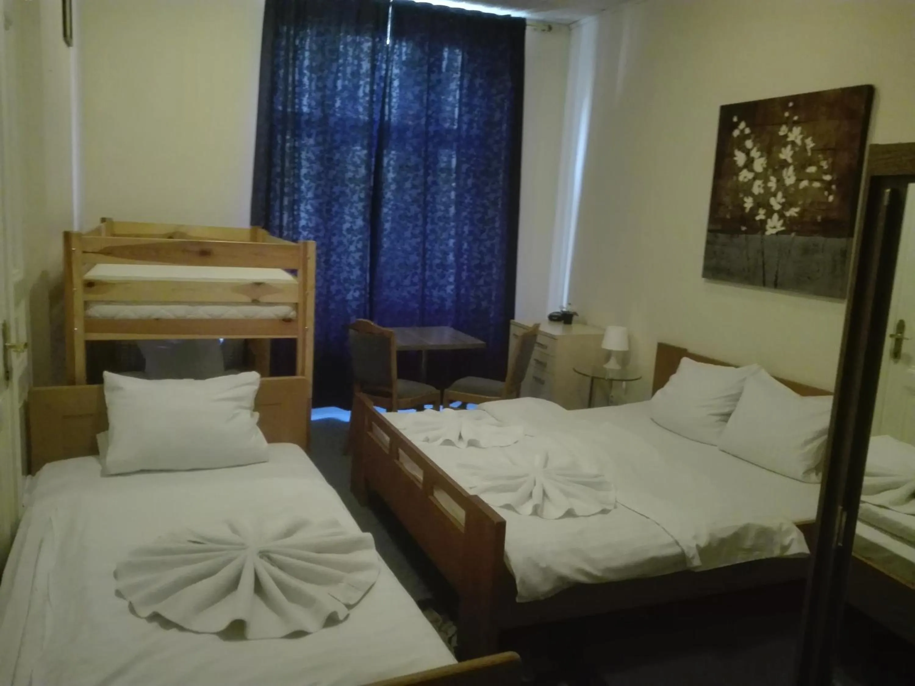 Photo of the whole room, Bed in Hotel Praha Club bed & breakfast