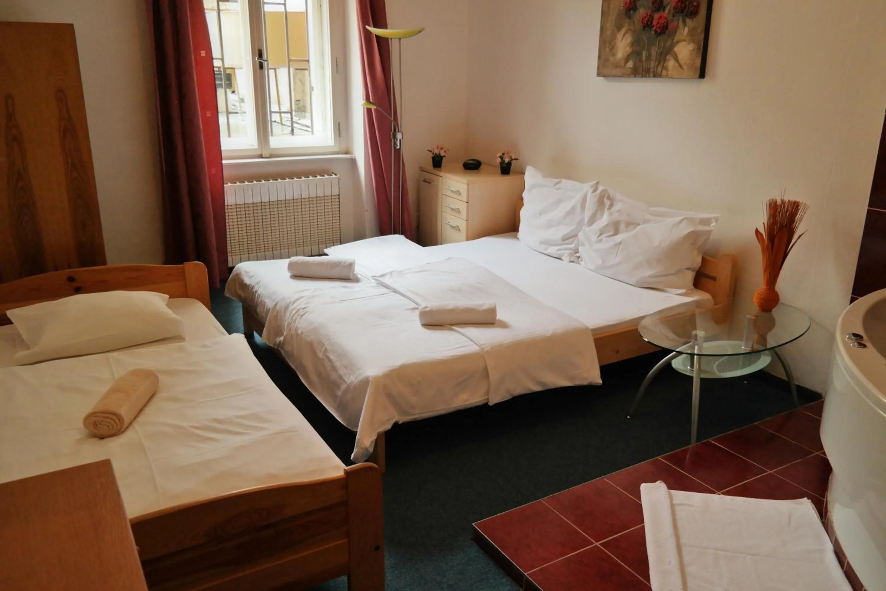 Bed in Hotel Praha Club bed & breakfast