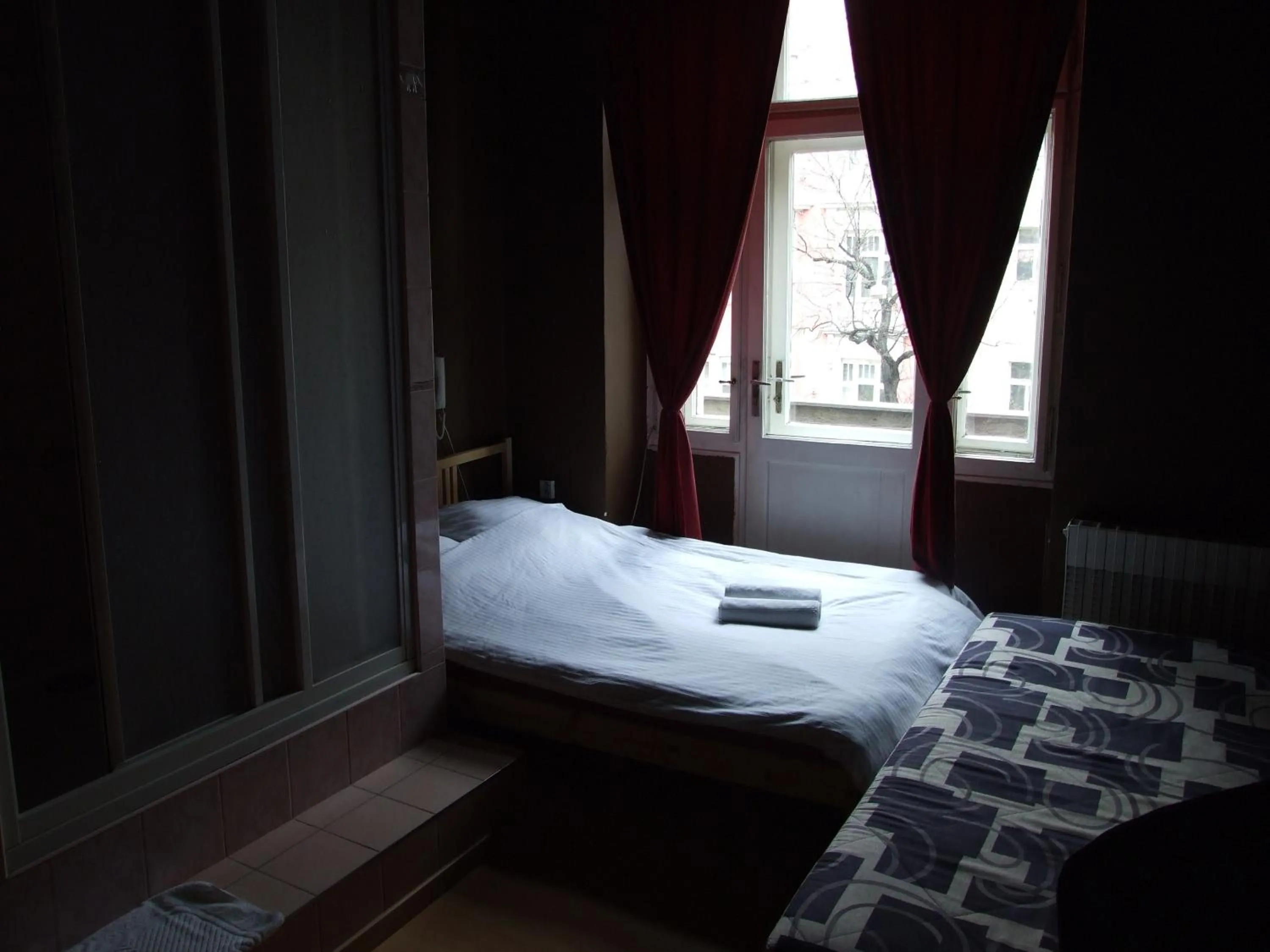 Photo of the whole room, Bed in Hotel Praha Club bed & breakfast