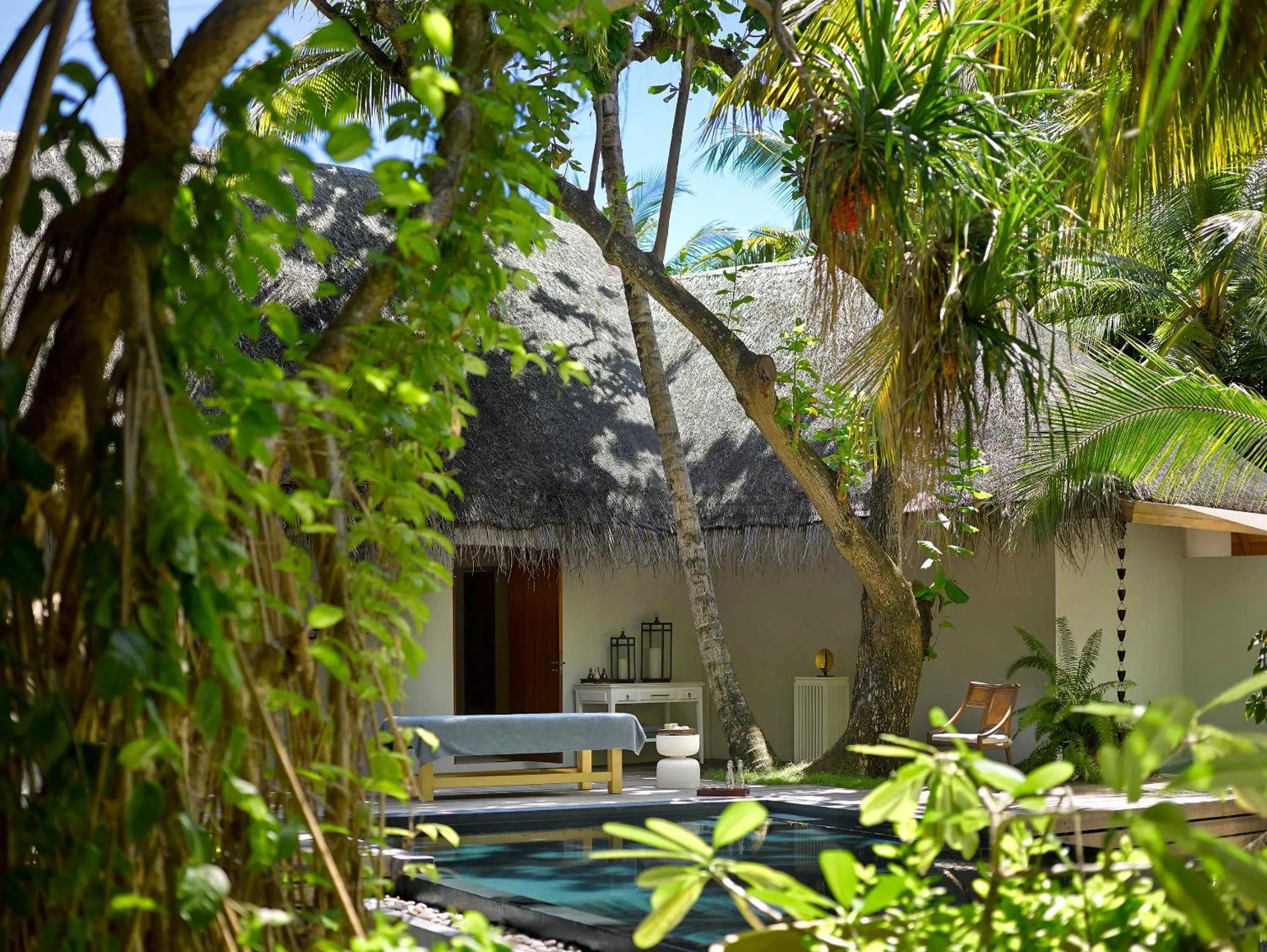 Massage in Dusit Thani Maldives - 50 percent discount on transfers for stays until 20 Dec 2025