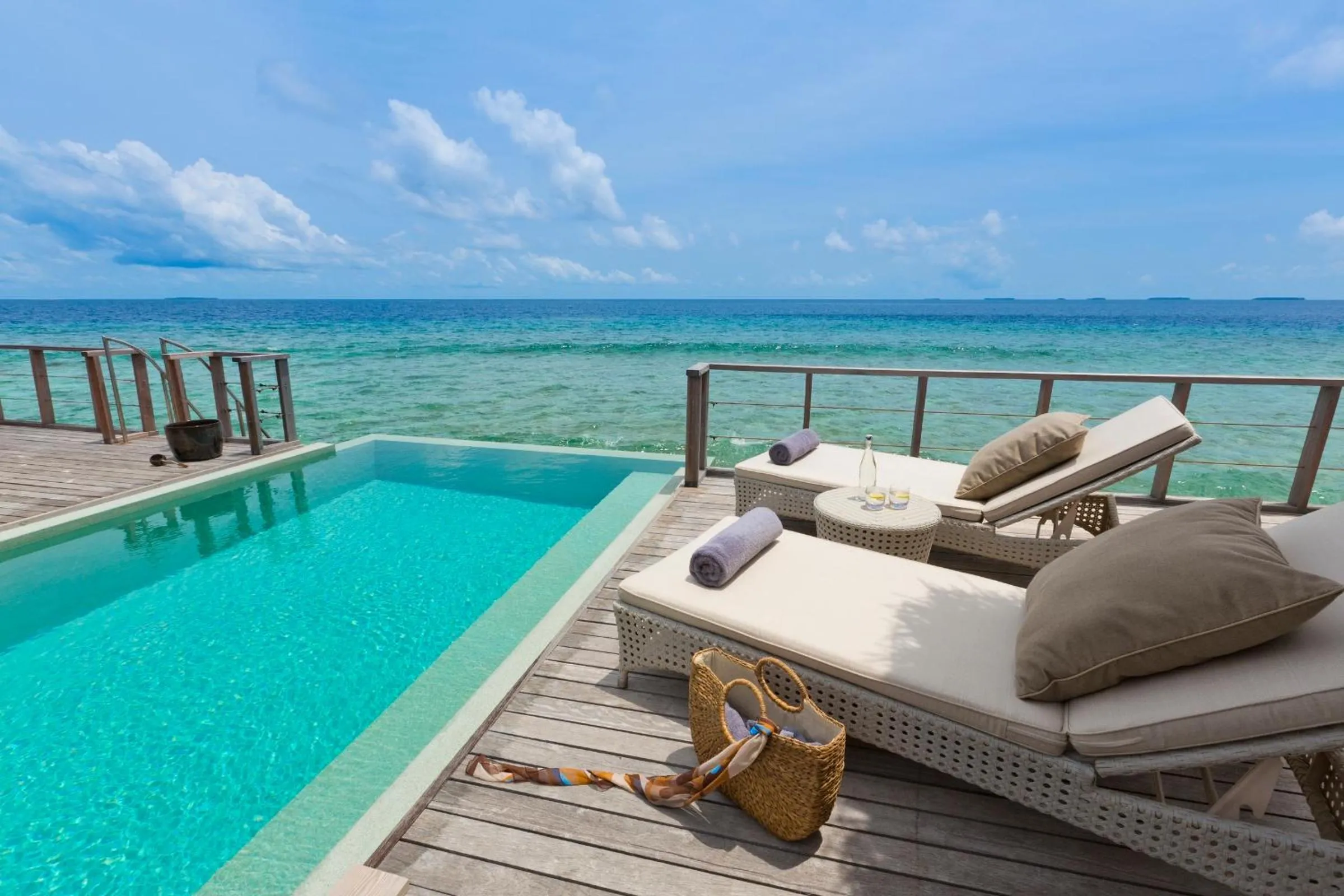 Day in Dusit Thani Maldives - 50 percent discount on transfers for stays until 20 Dec 2025