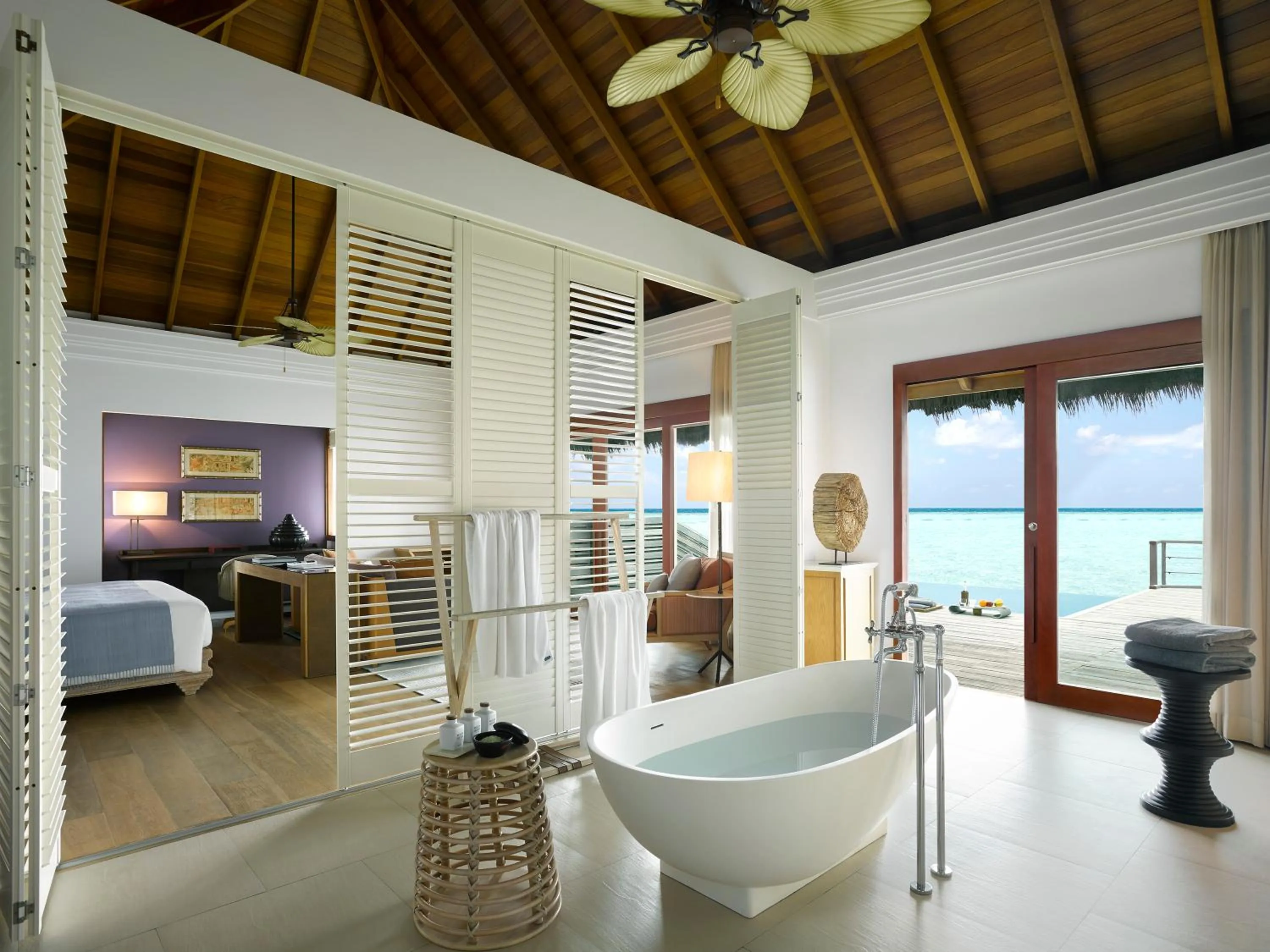 Bathroom, Bed in Dusit Thani Maldives - 50 percent discount on transfers for stays until 20 Dec 2025