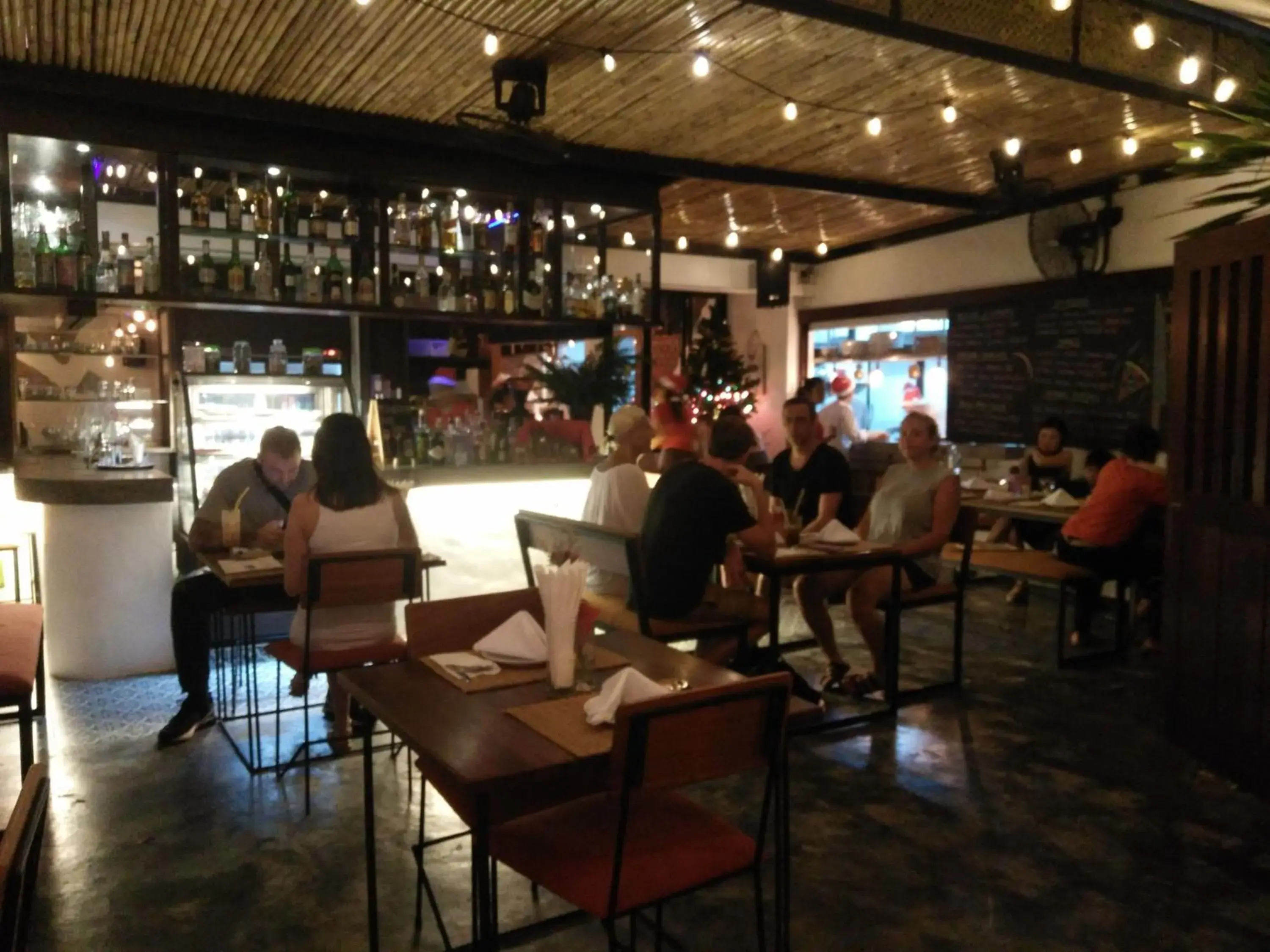 Restaurant/places to eat in The Front Hotel and Apartments Restaurant/places to eat in The Front Hotel and Apartments