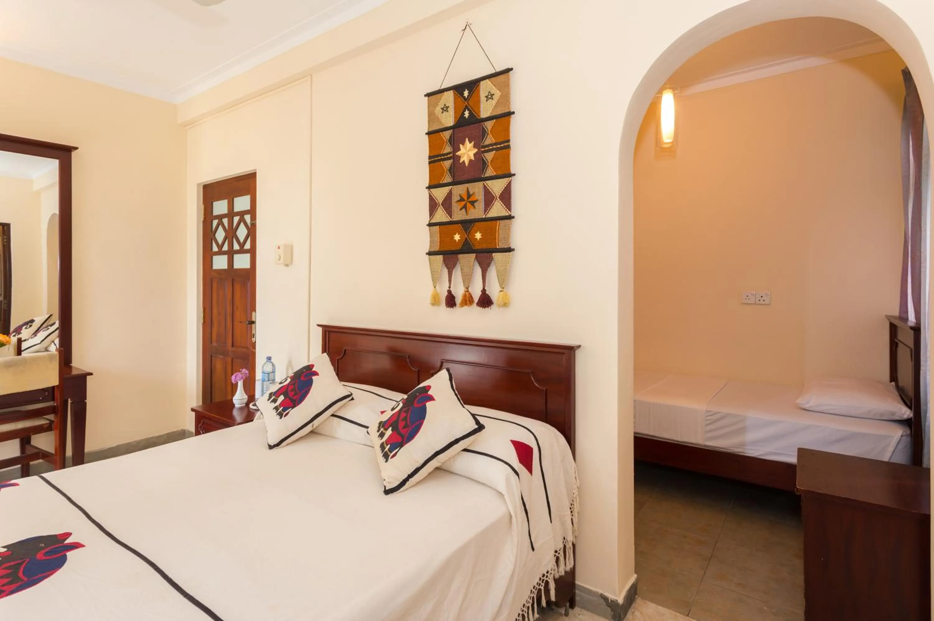 Bedroom, Bed in Amanda Hills