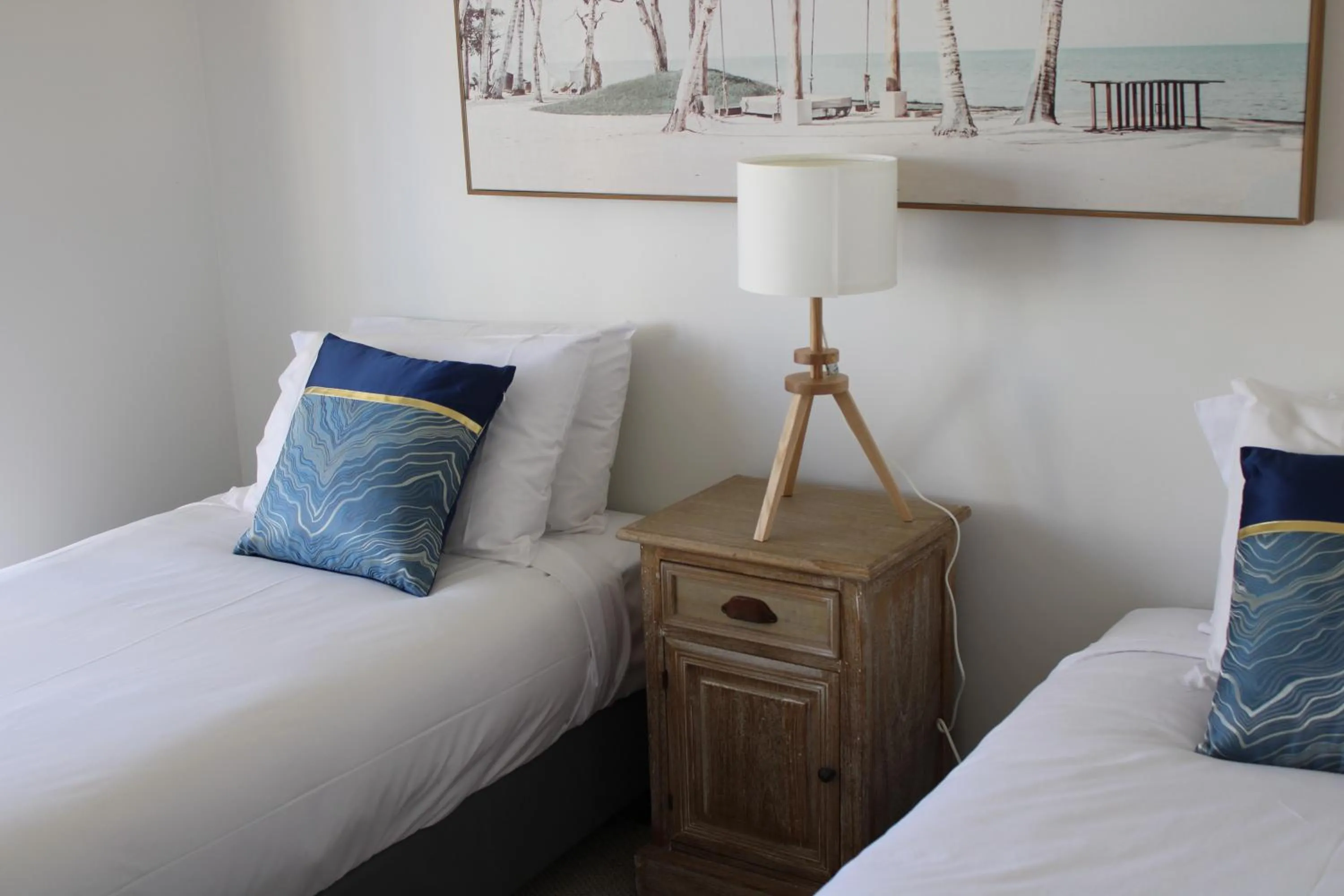 Bed in Marriner Views