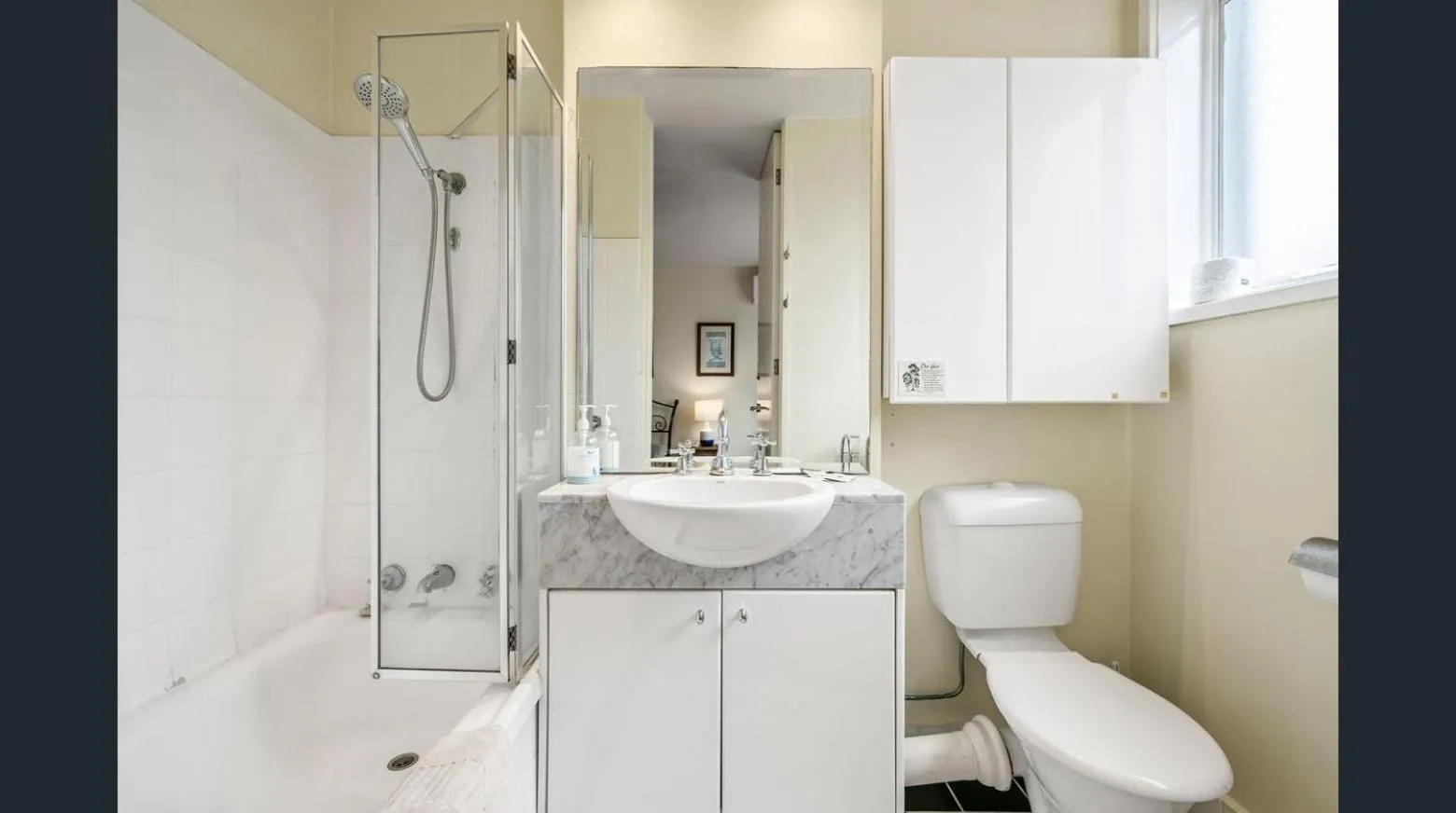 Knightsbridge Apartments