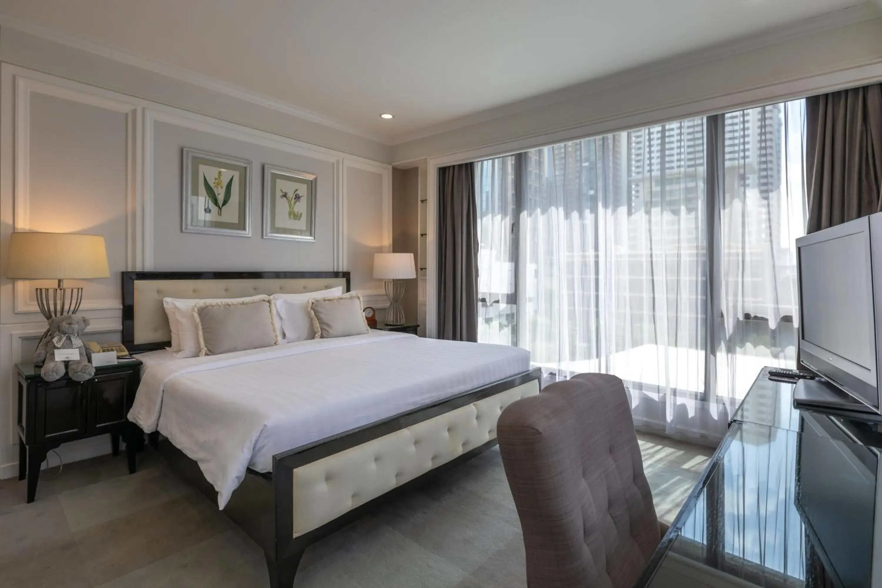 Two Bedroom Suite with Lounge Access in Cape House Hotel, Bangkok Two Bedroom Suite with Lounge Access in Cape House Hotel, Bangkok