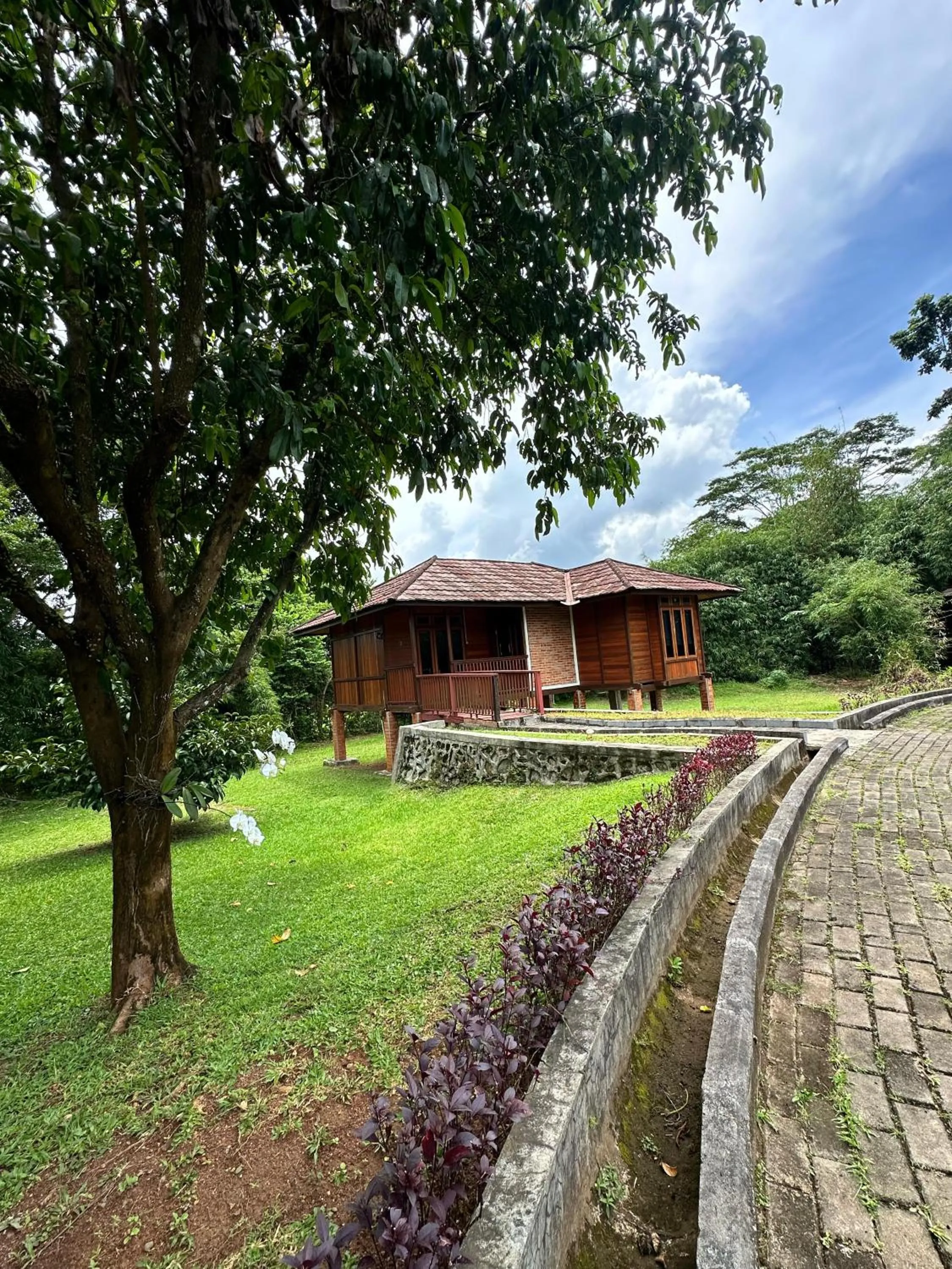 Property building in APM Equestrian Resort