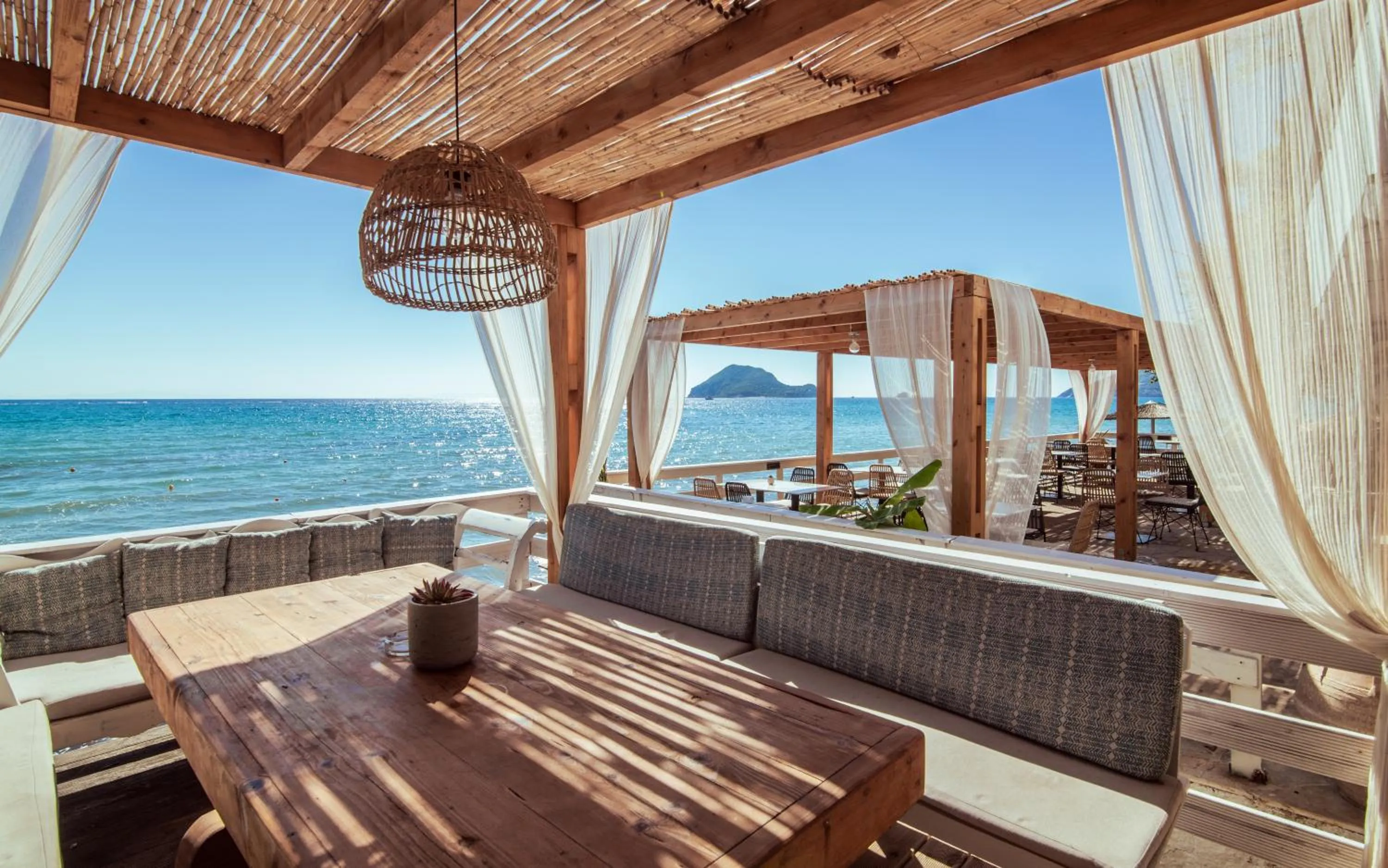 Restaurant/places to eat in Porto Koukla Beach