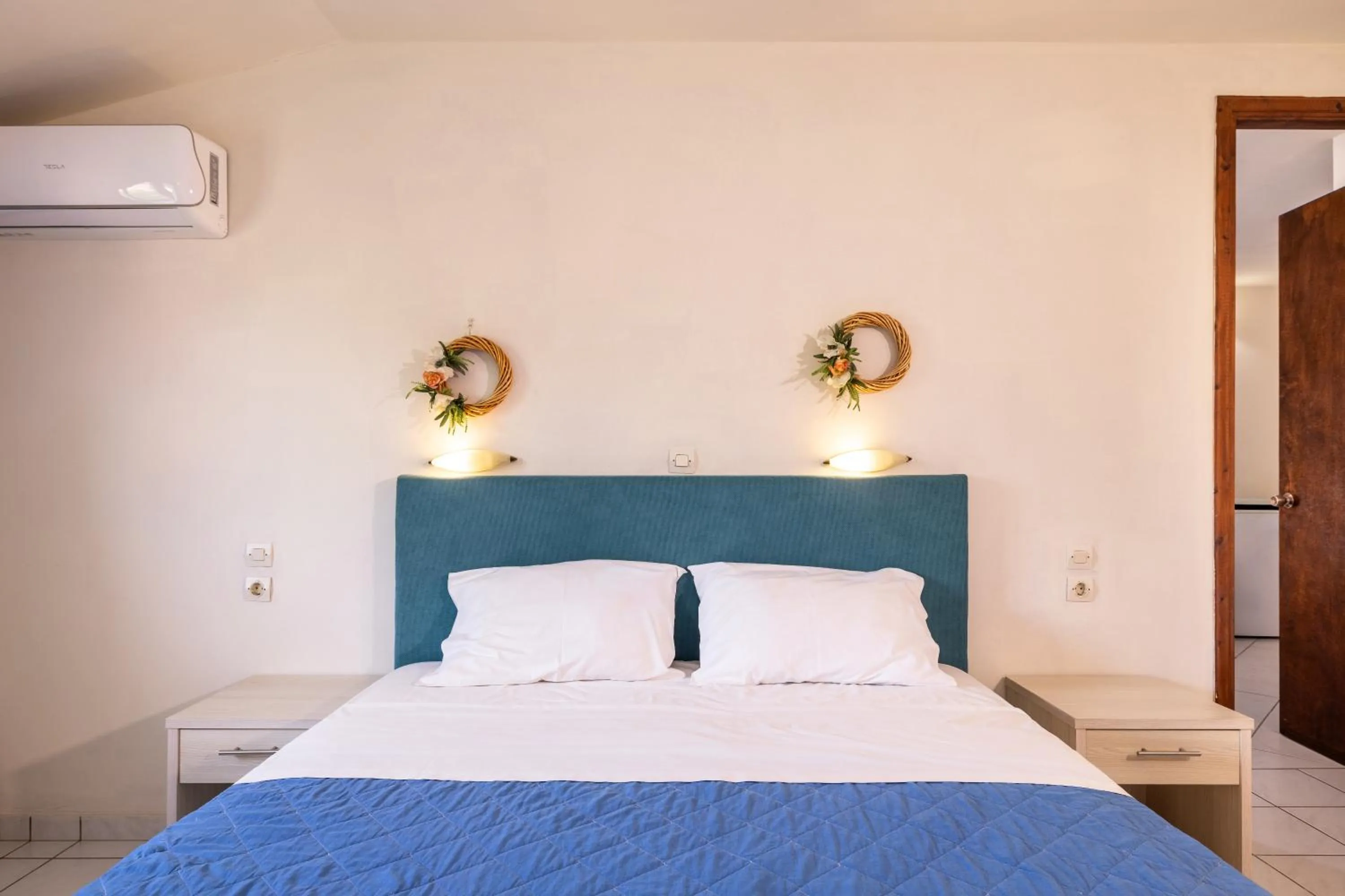 Bed in Porto Koukla Beach