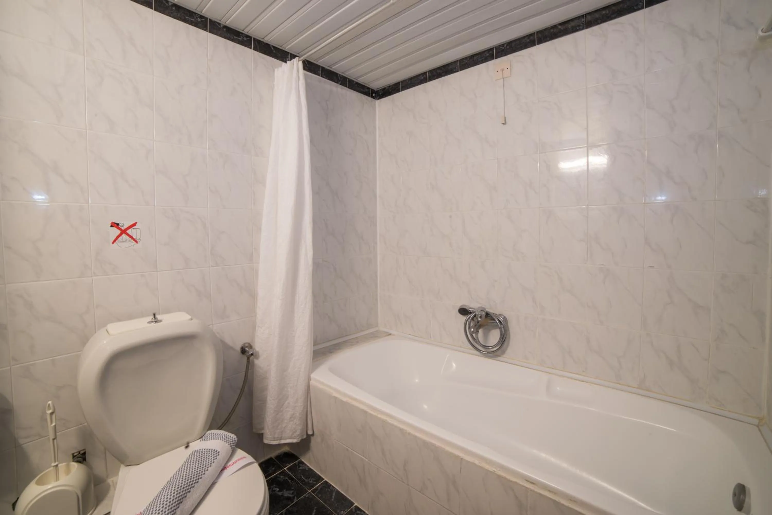 Toilet in Porto Koukla Beach