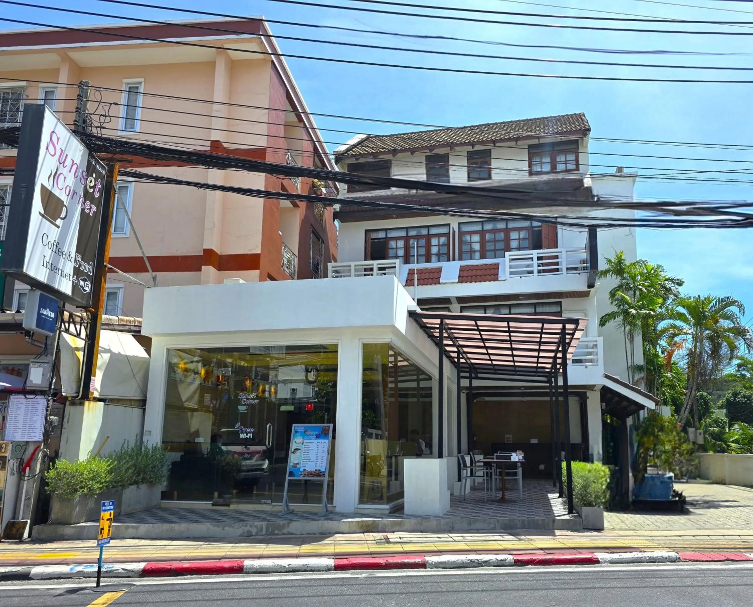Property building in Sunset Mansion