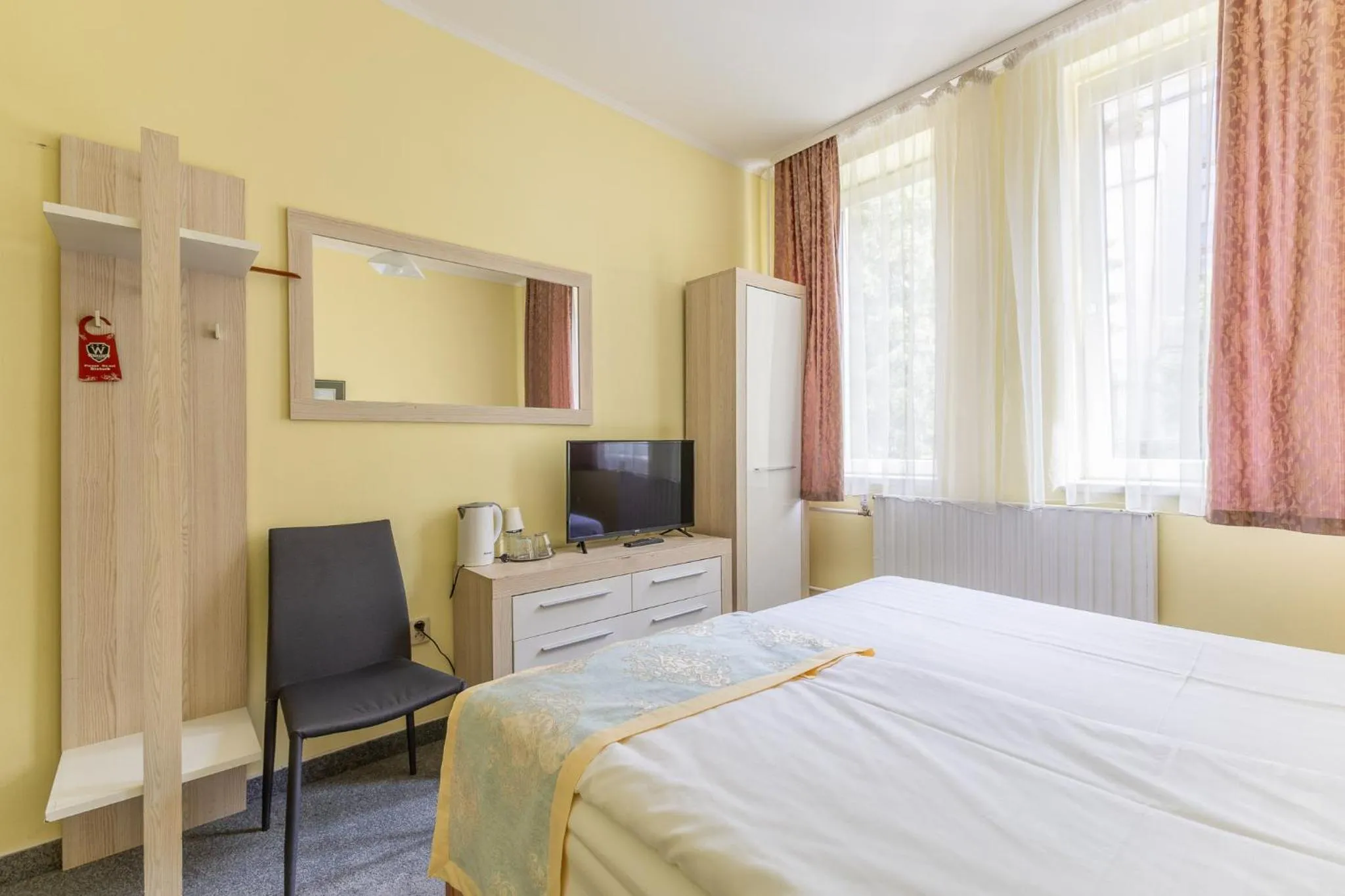 Photo of the whole room, Bed in Hotel Wilhelm