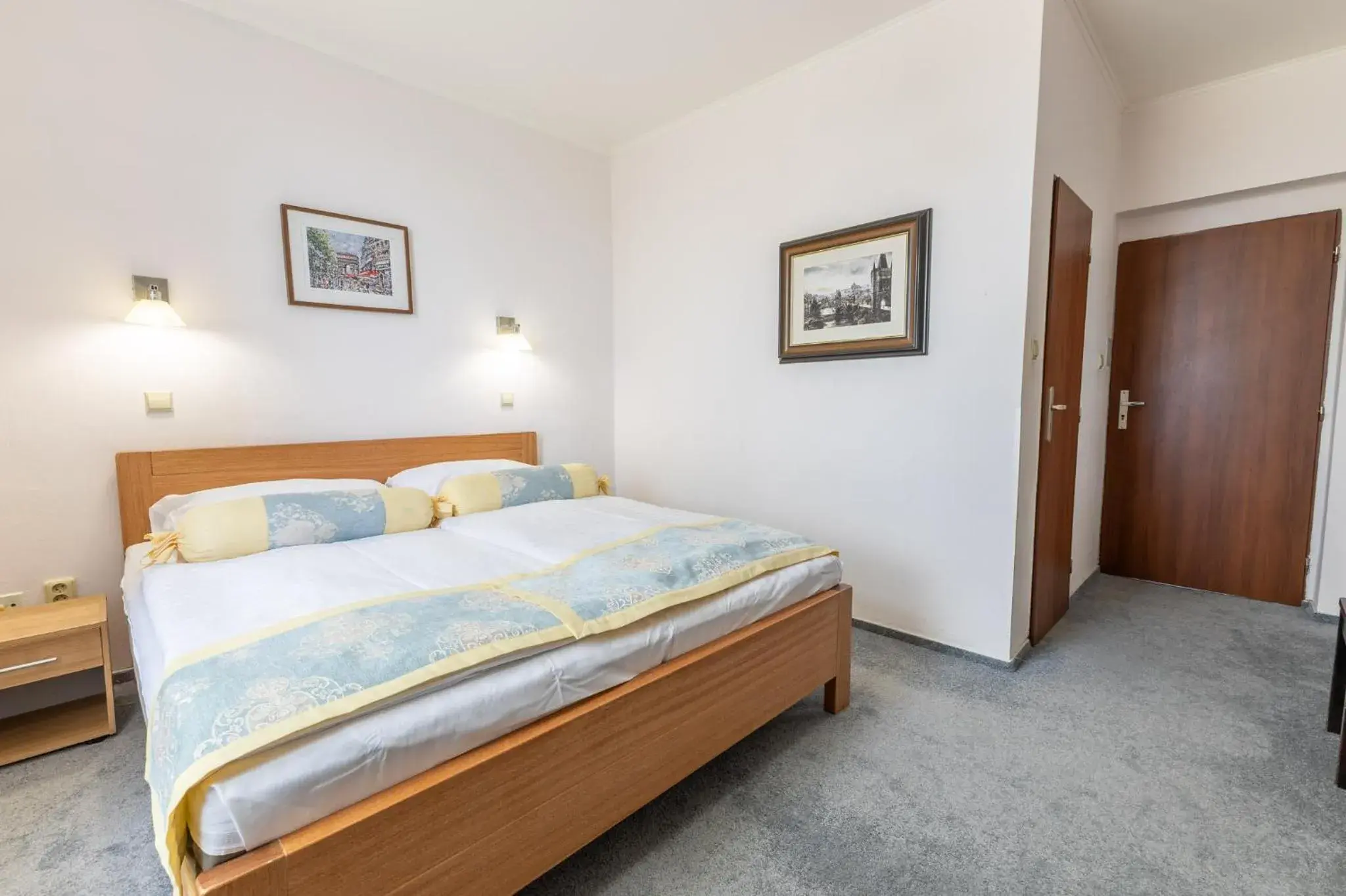 Bed in Hotel Wilhelm Bed in Hotel Wilhelm