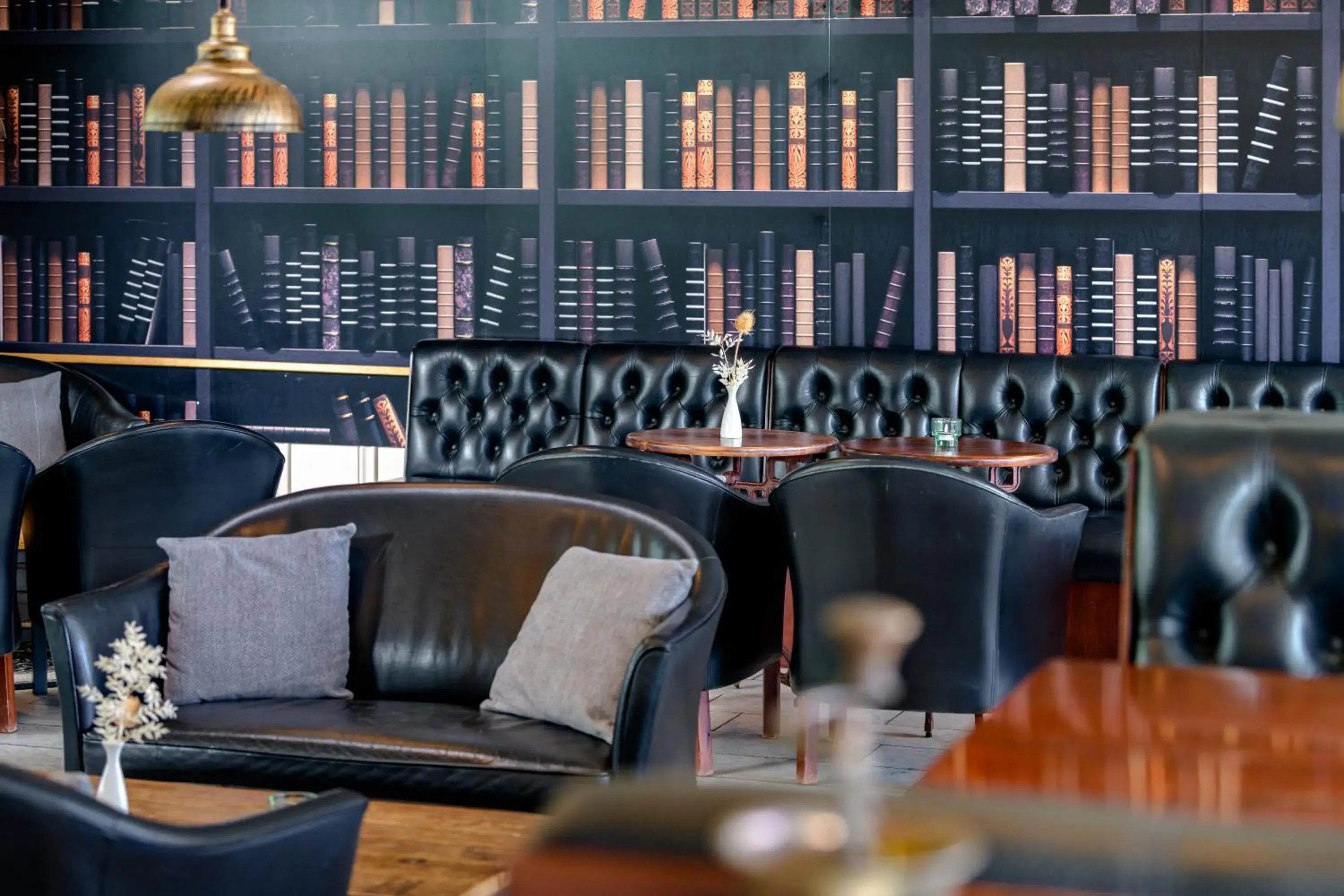 Lounge or bar in Hotel des Nordens Flensburg Wellness & Spa Lounge or bar in Hotel des Nordens Flensburg Wellness & Spa