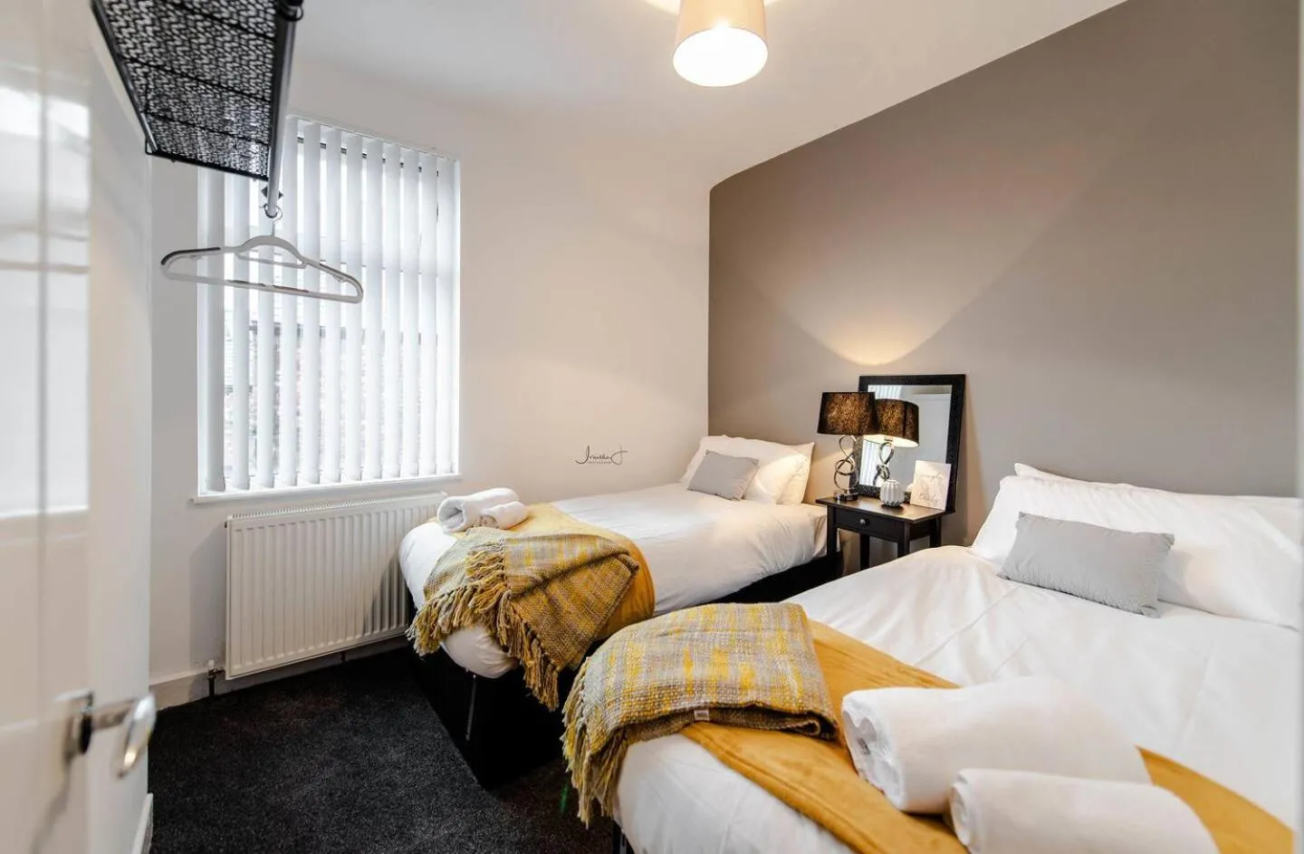 Liverpool Harrow Road Sleeps 6- Infinity Apartment