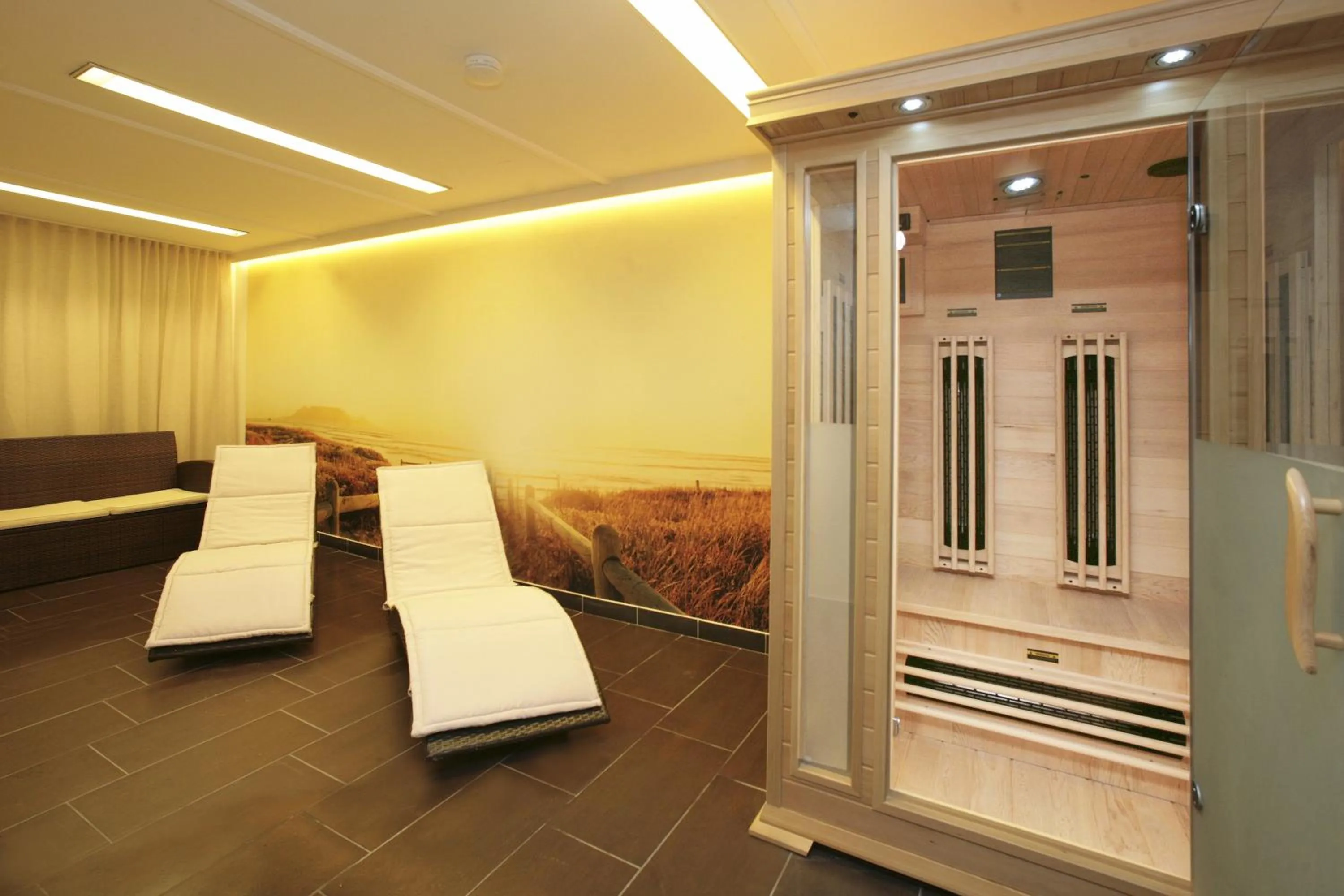 Spa and wellness centre/facilities in Lake and Cityhotel Edelweiss - self Check in