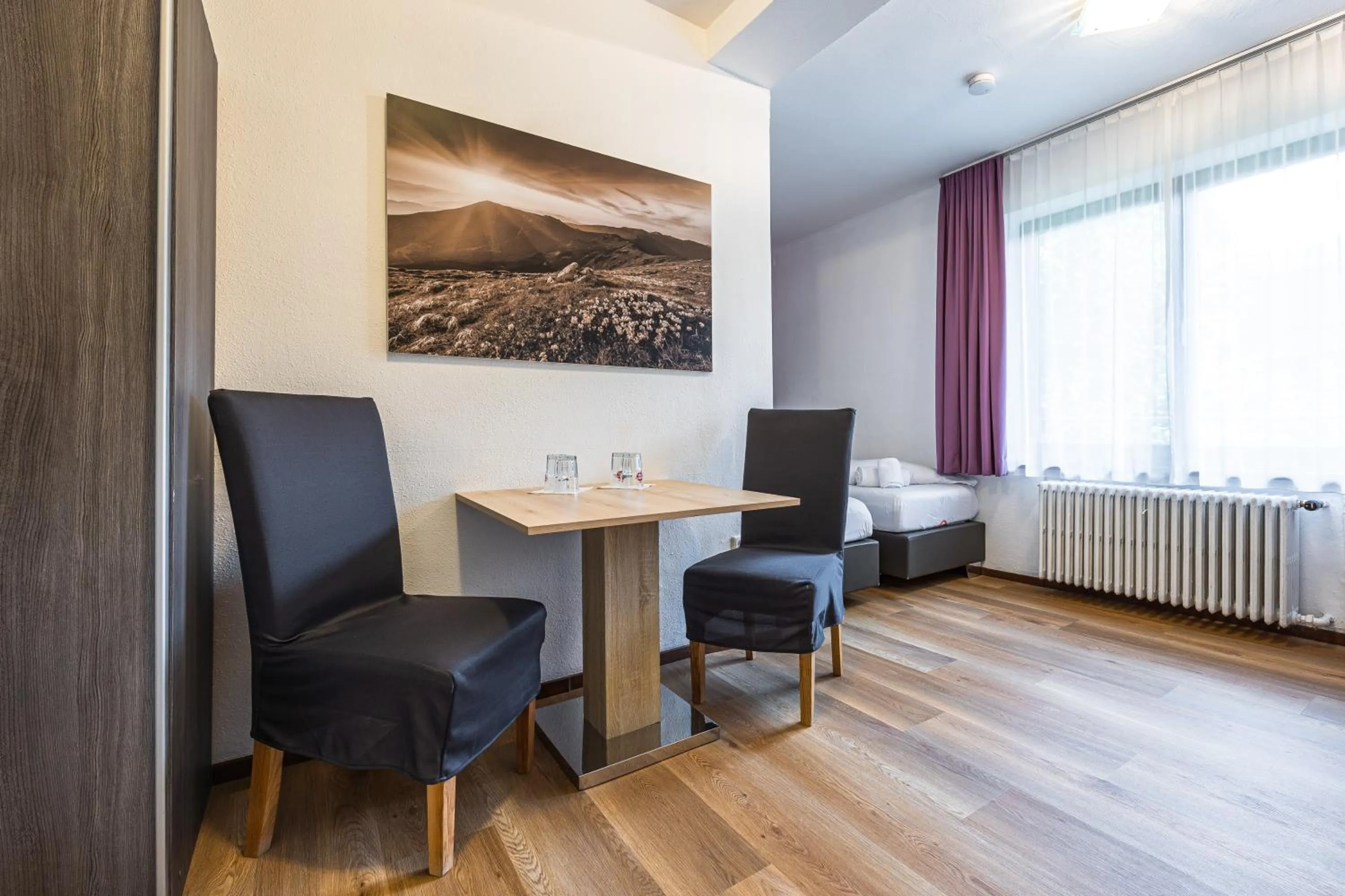 Lake and Cityhotel Edelweiss - self Check in