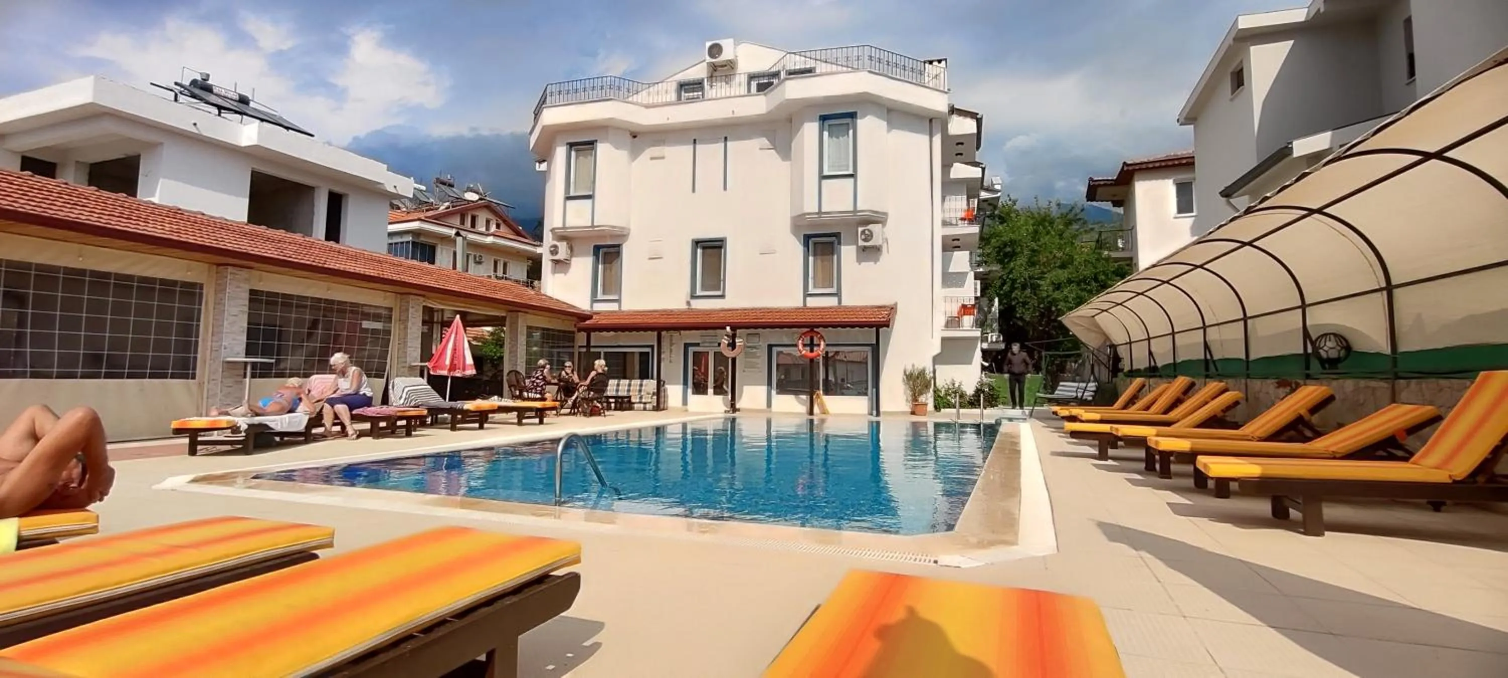 Property building in California Apart Otel