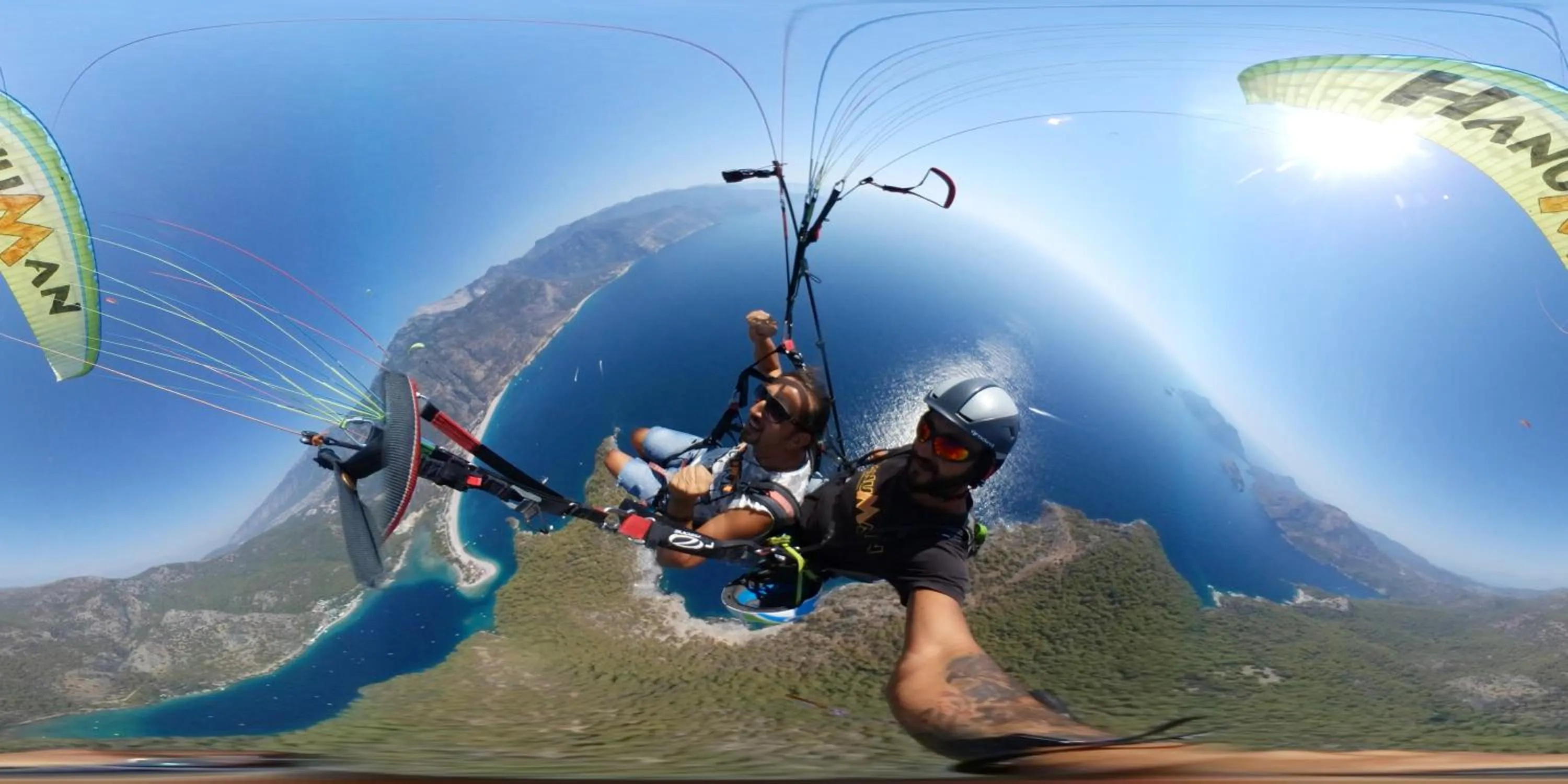 People in California Apart Otel