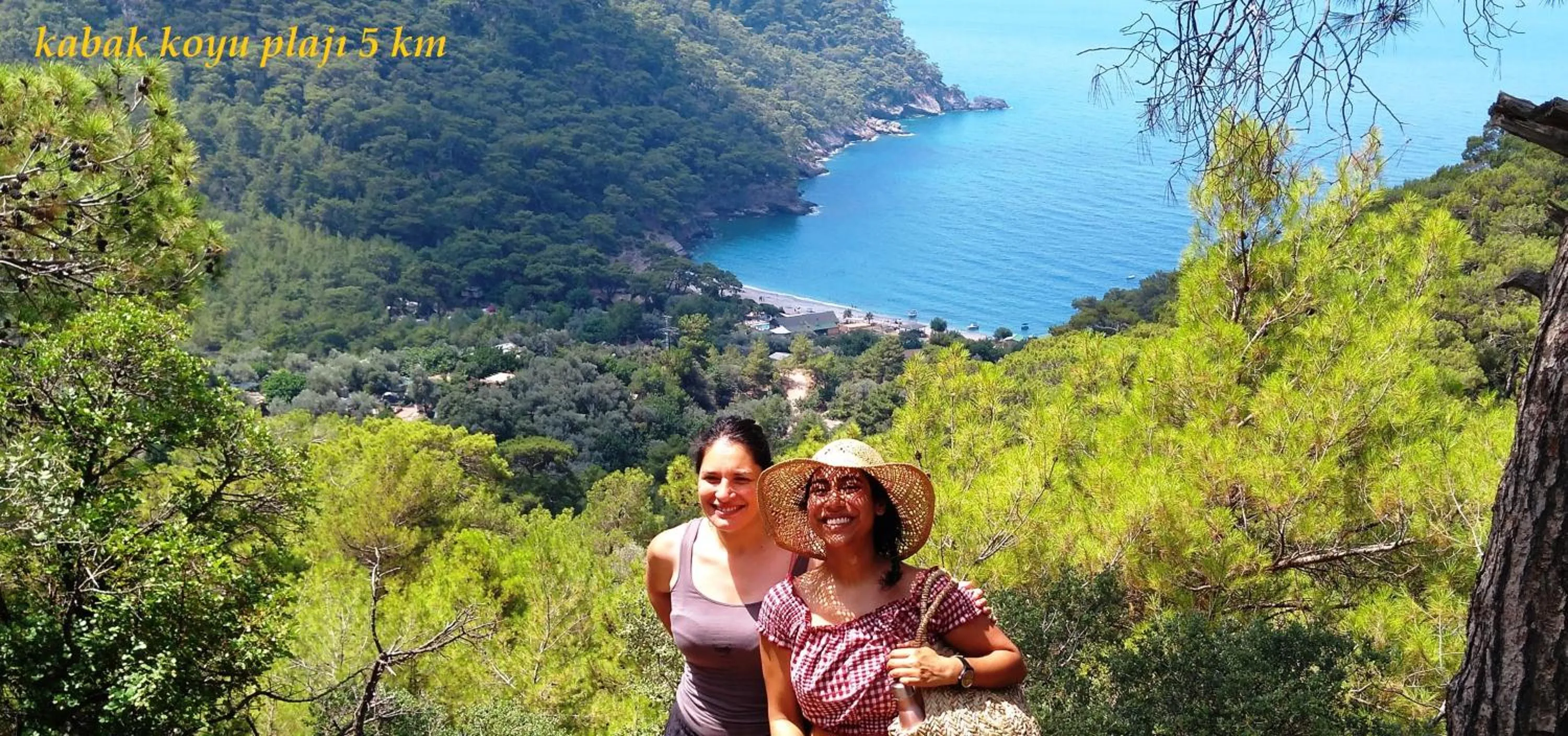 Area and facilities in California Apart Otel