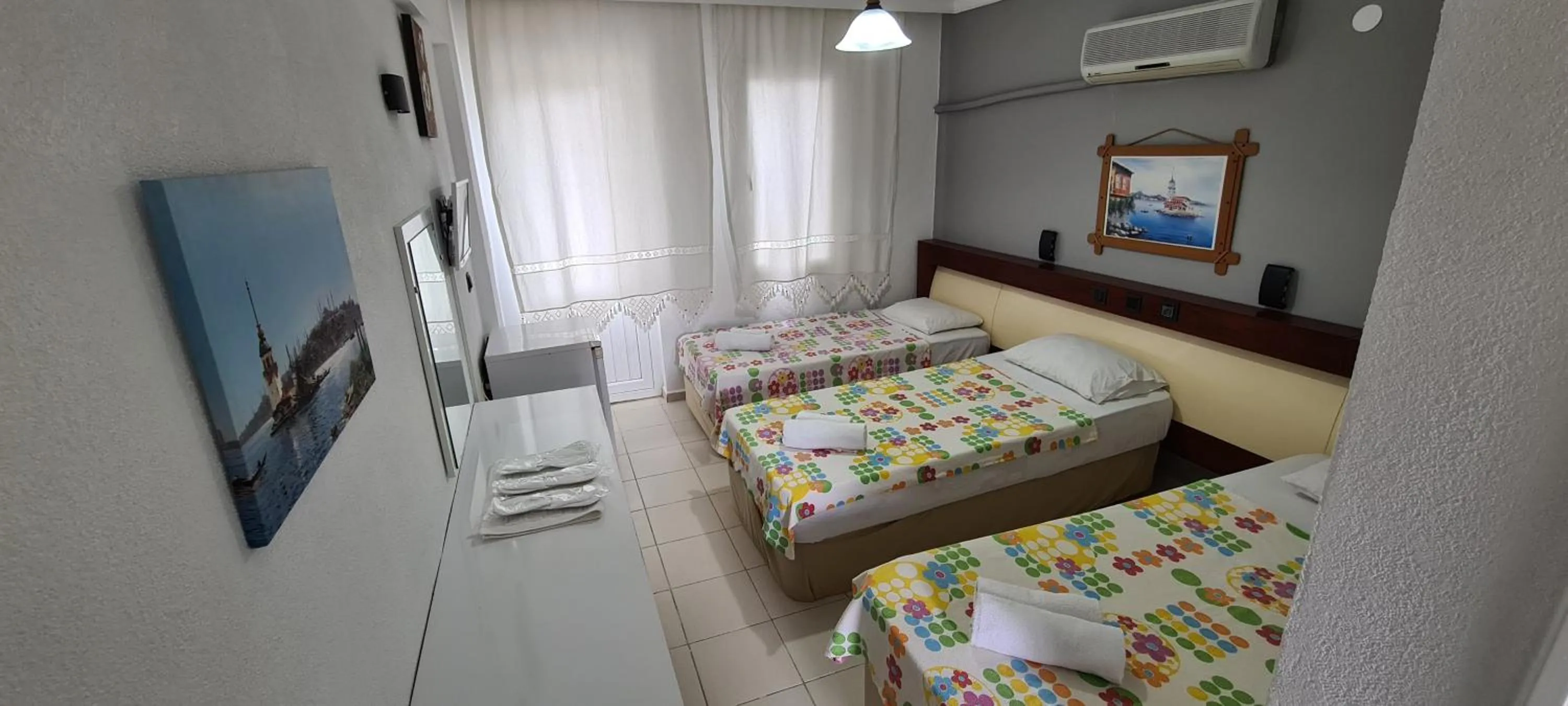 Bed in California Apart Otel