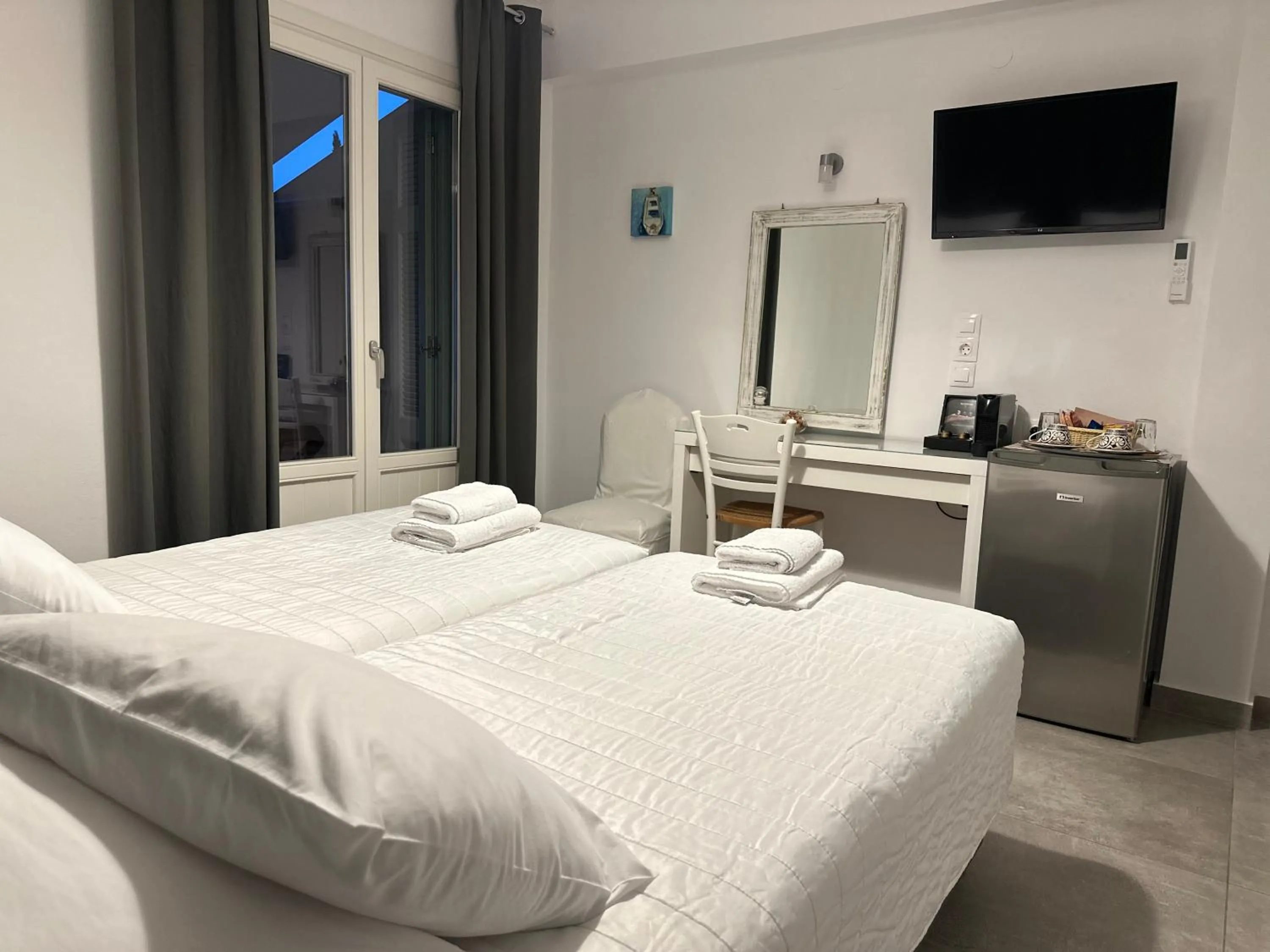 Bed in Kamelia Hotel