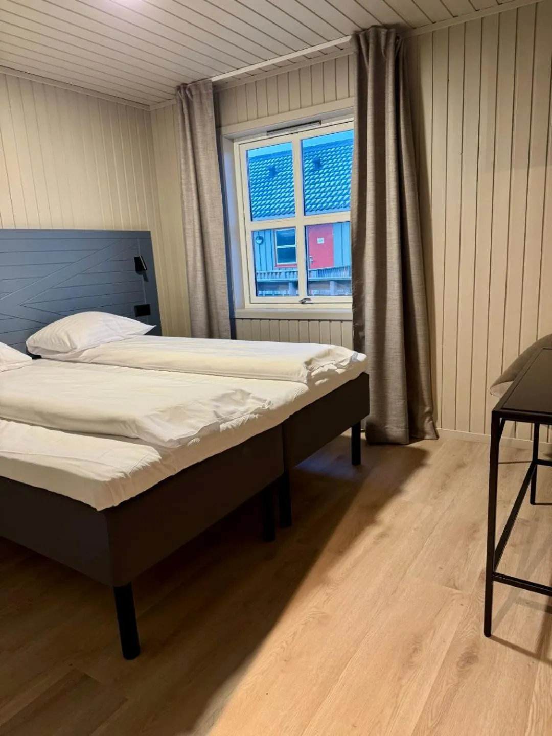 Bedroom, Bed in Grønnbuene Rorbu Hotel