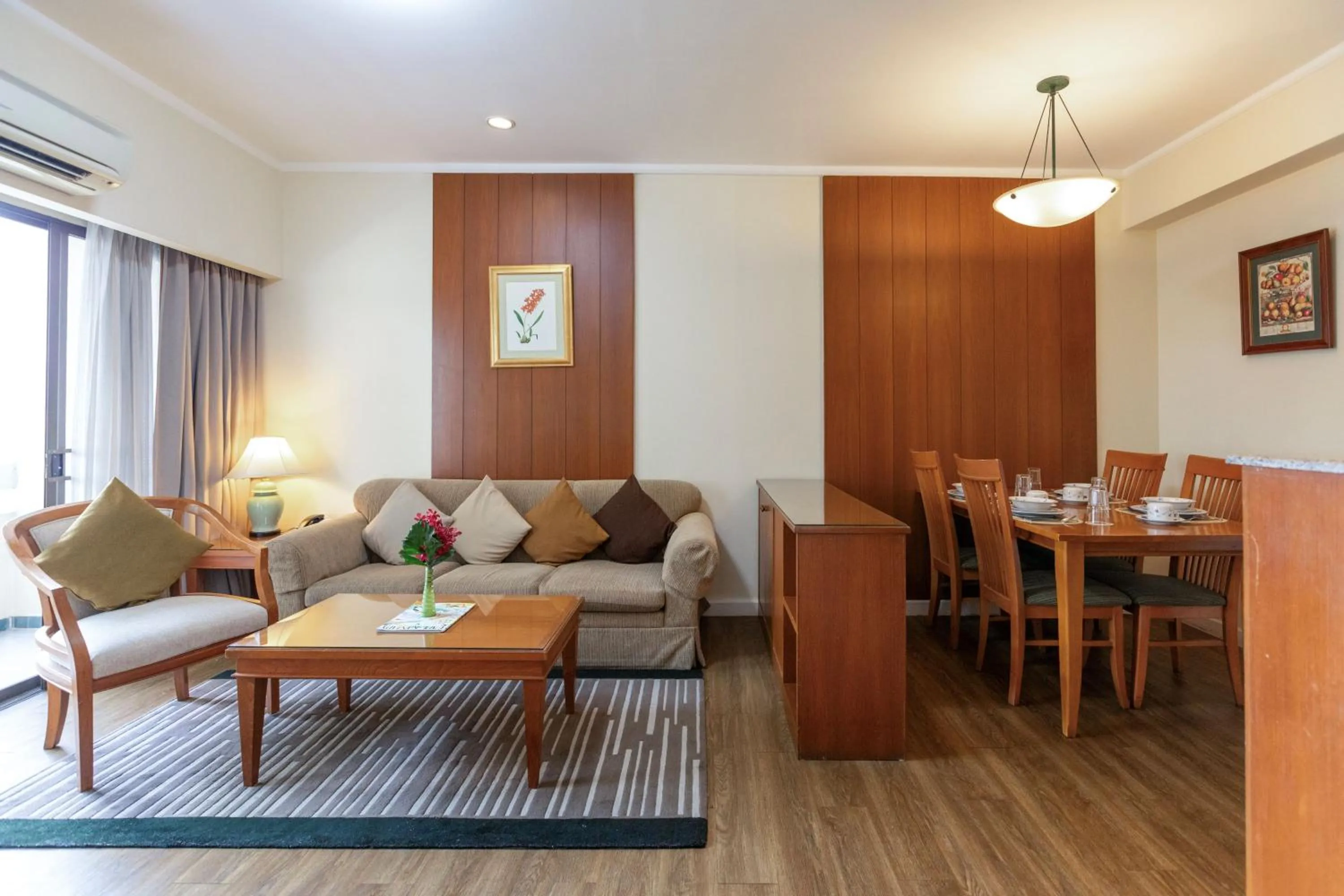 Living room in Kantary House Hotel, Bangkok