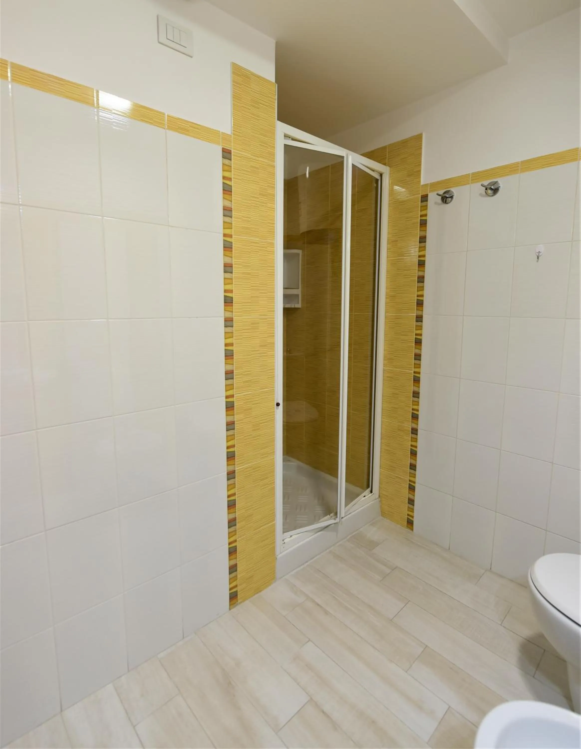 Shower in Riviera Ionica