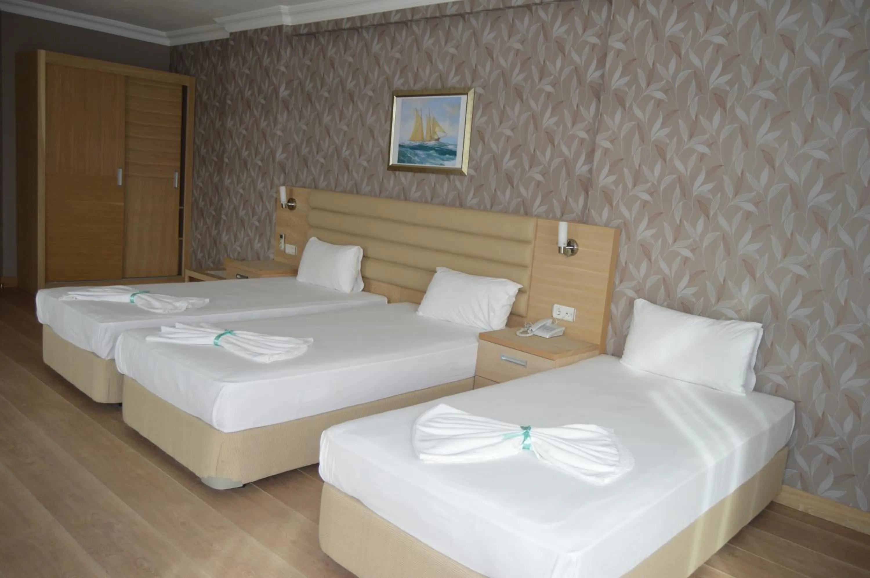 Bed in Kale Palace Hotel