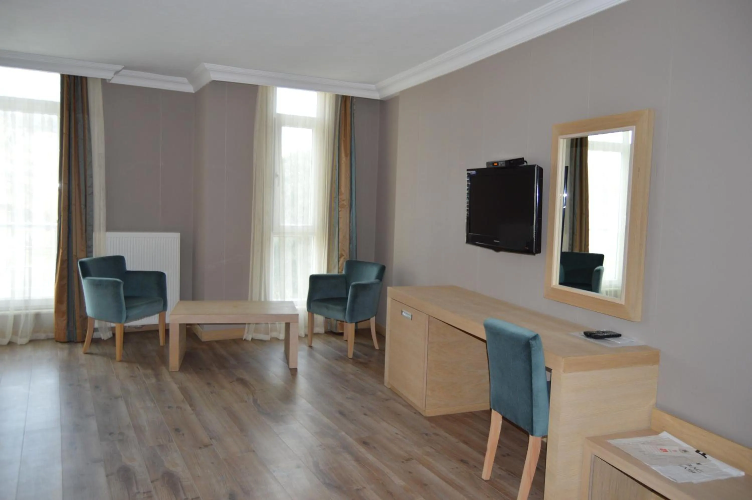 Staff in Kale Palace Hotel