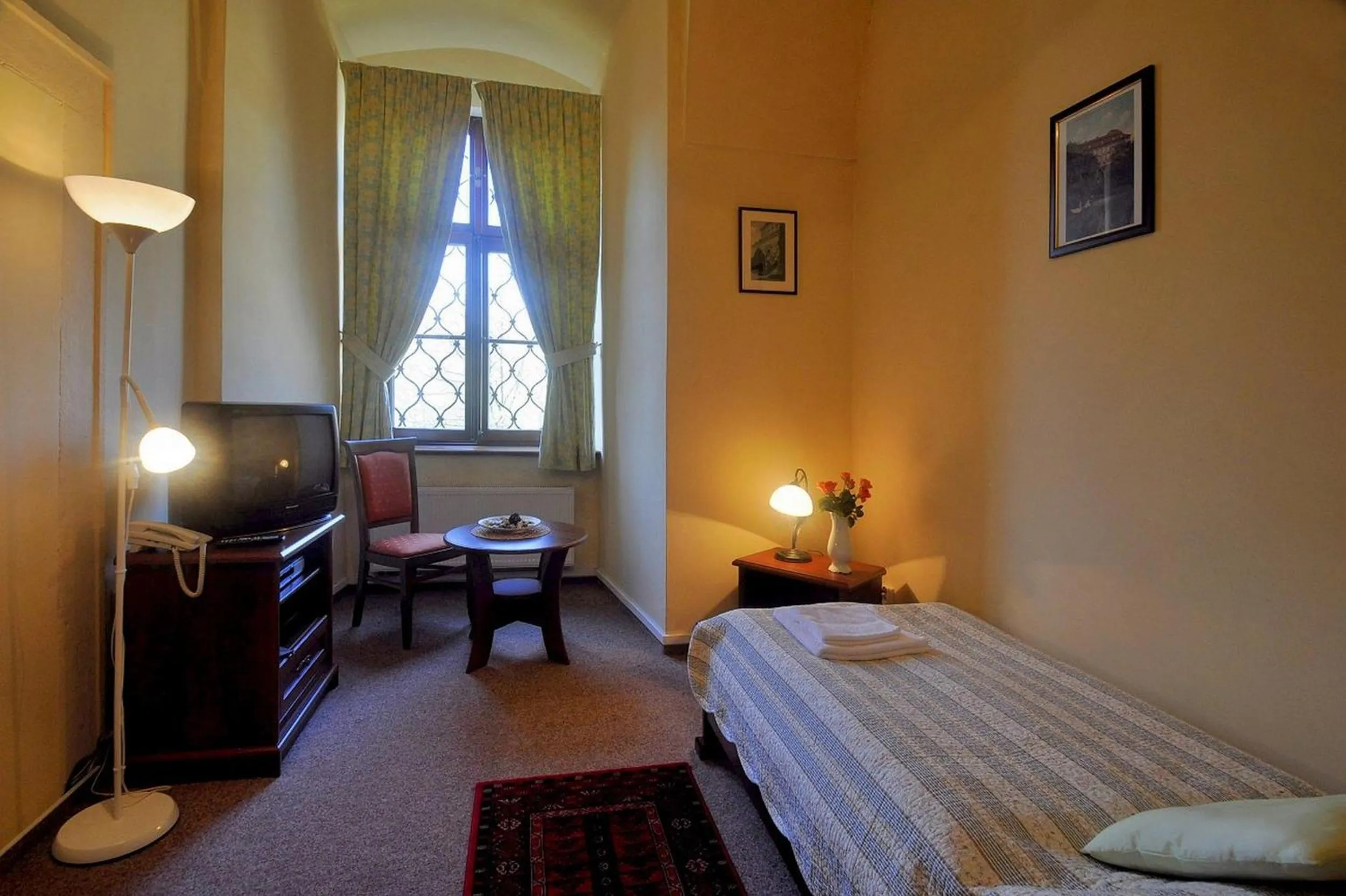 Decorative detail, Bed in Zamek Cerveny Hradek