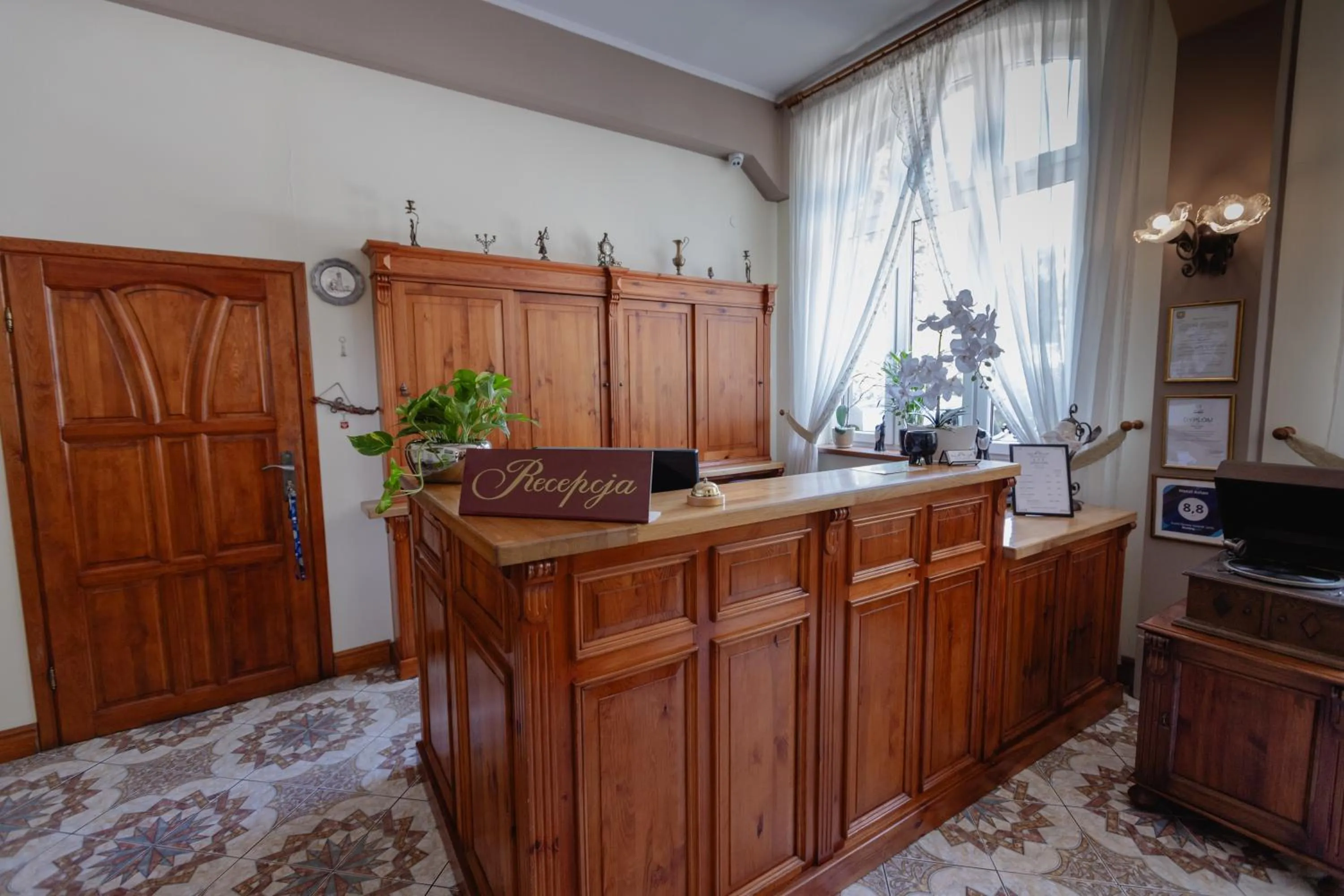 Lobby or reception in Hotel Aslan