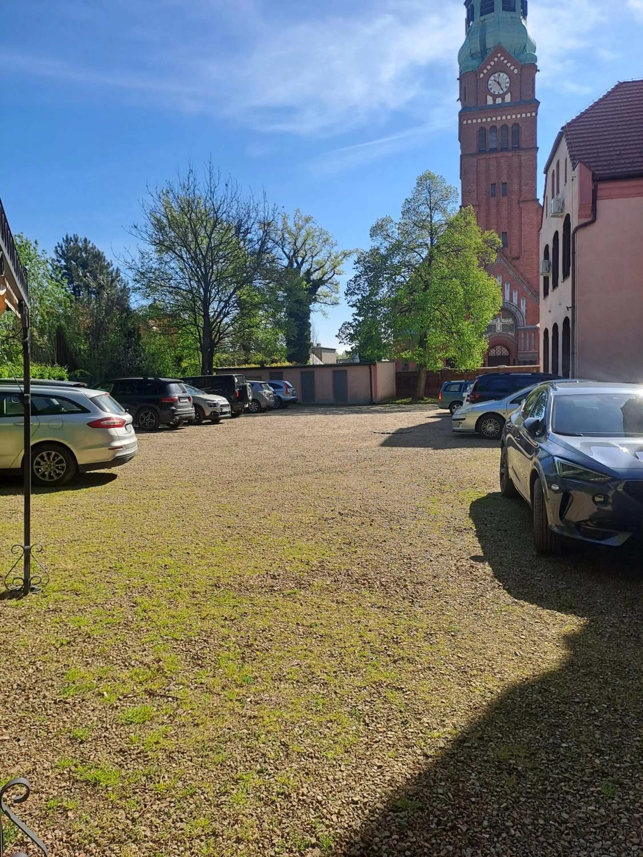 Parking in Hotel Aslan