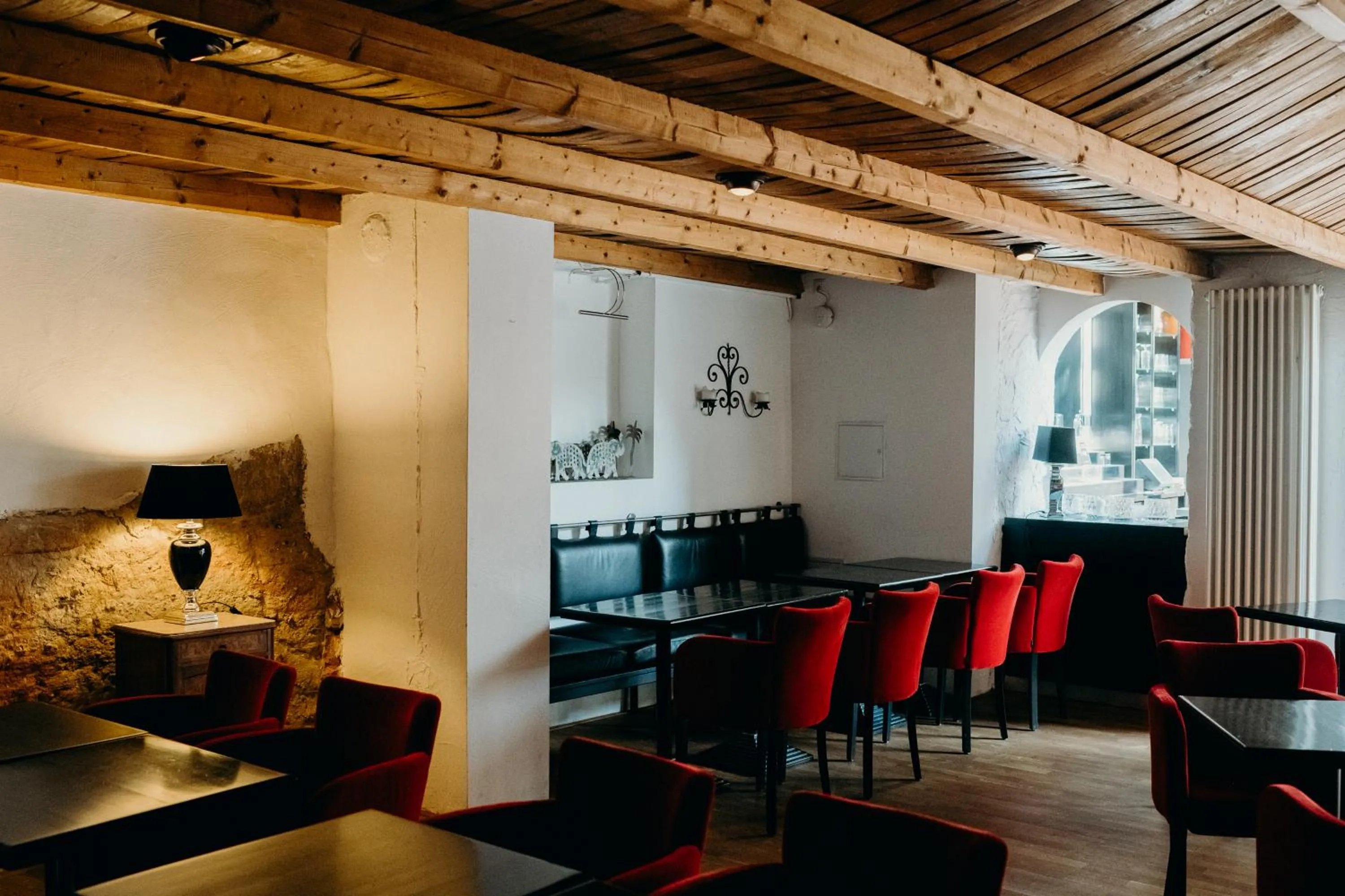 Lounge or bar in Hotel Crystal