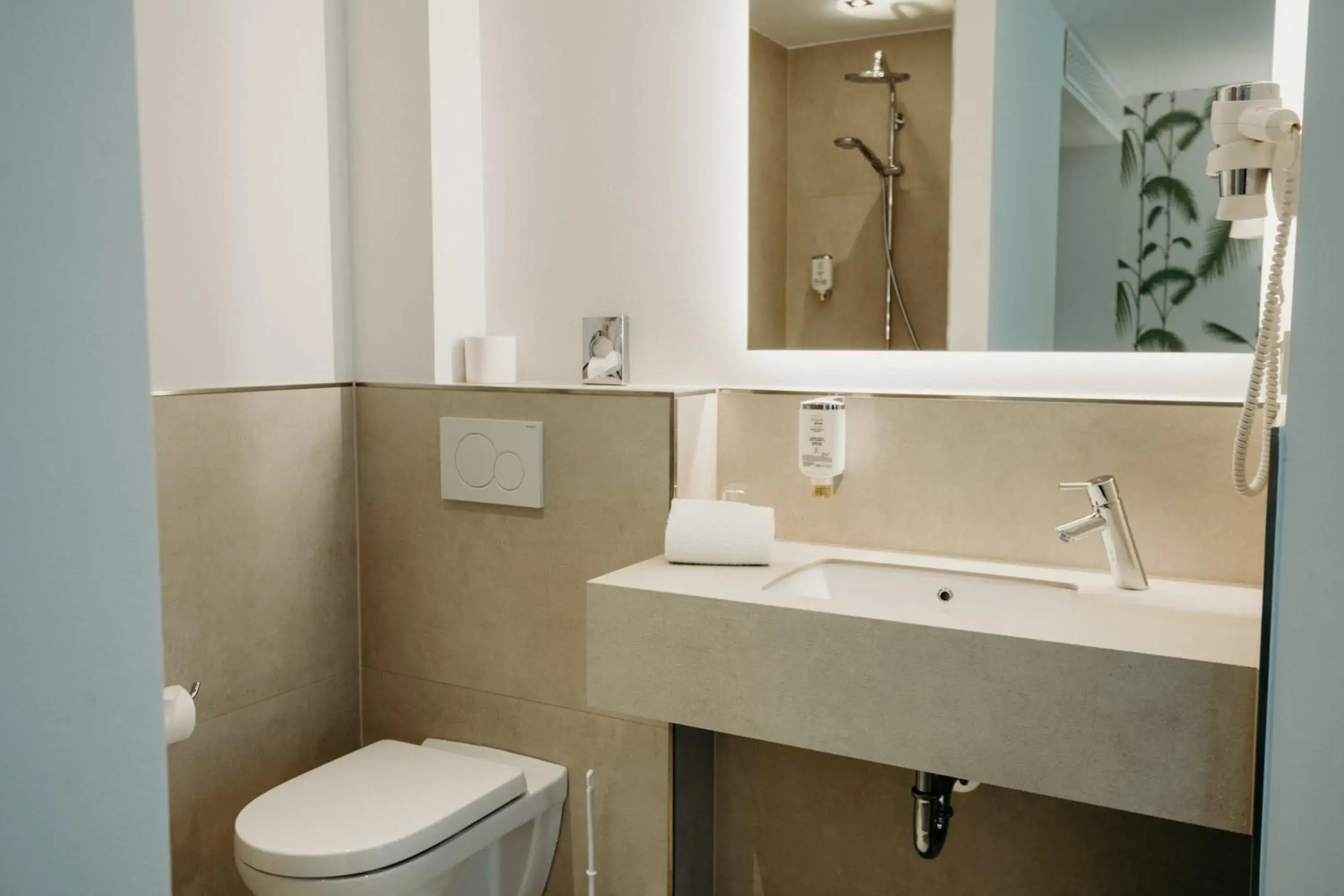 Bathroom in Hotel Crystal