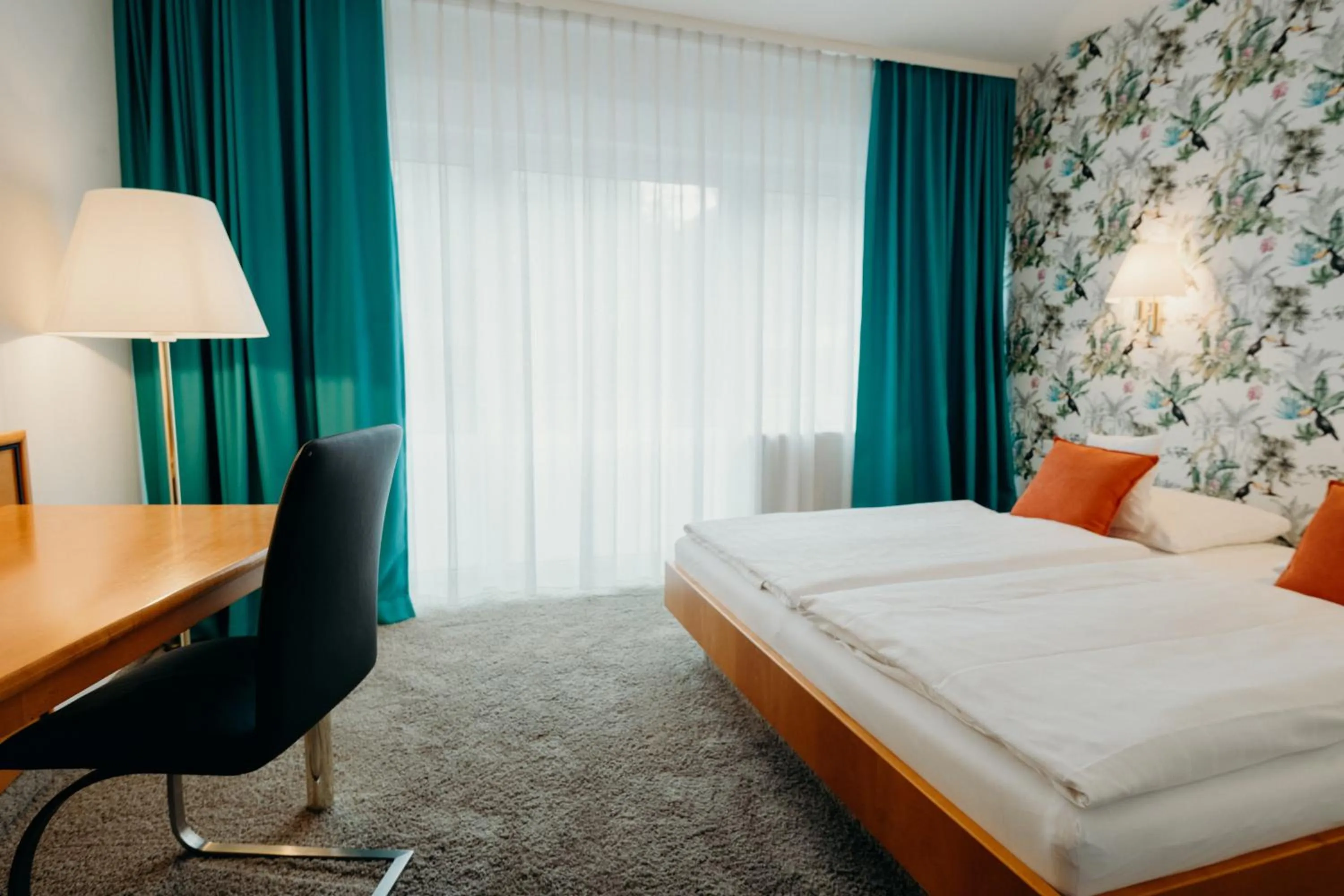 Photo of the whole room, Bed in Hotel Crystal