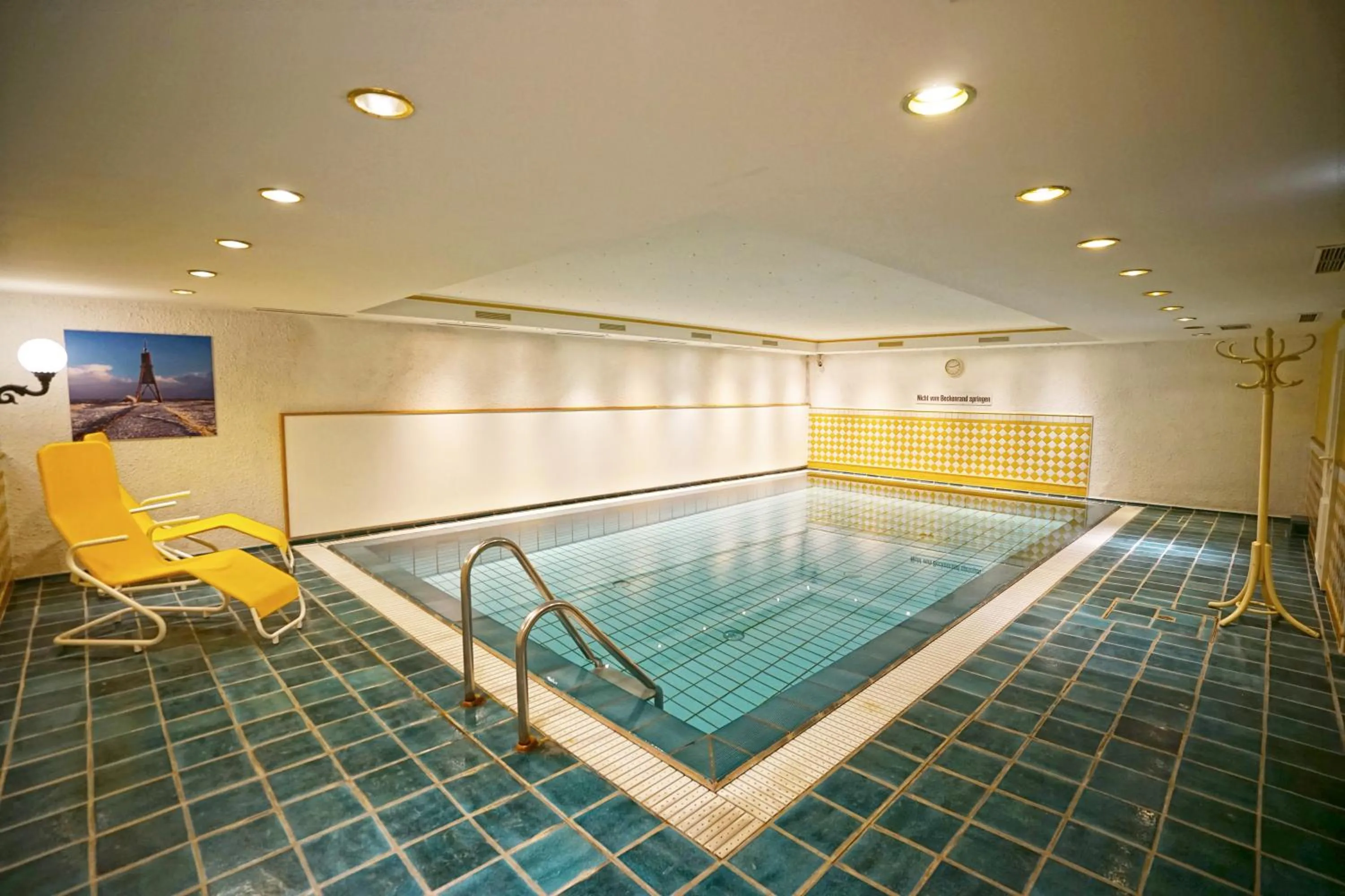 Swimming pool in Hotel Appartement Landhaus Stutzi - Hotel Strandperle