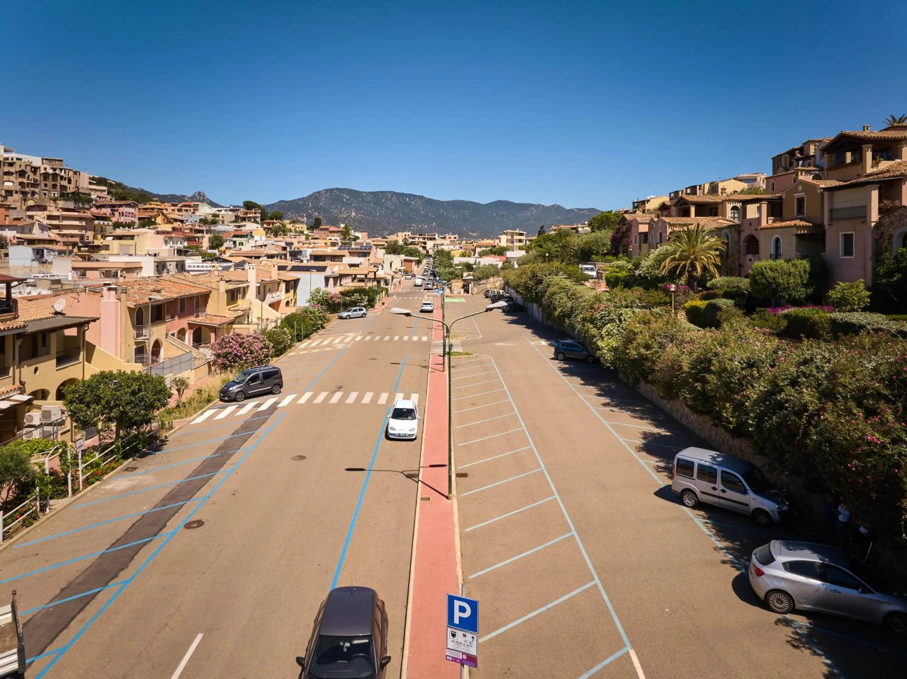 Neighbourhood in Simius Bay