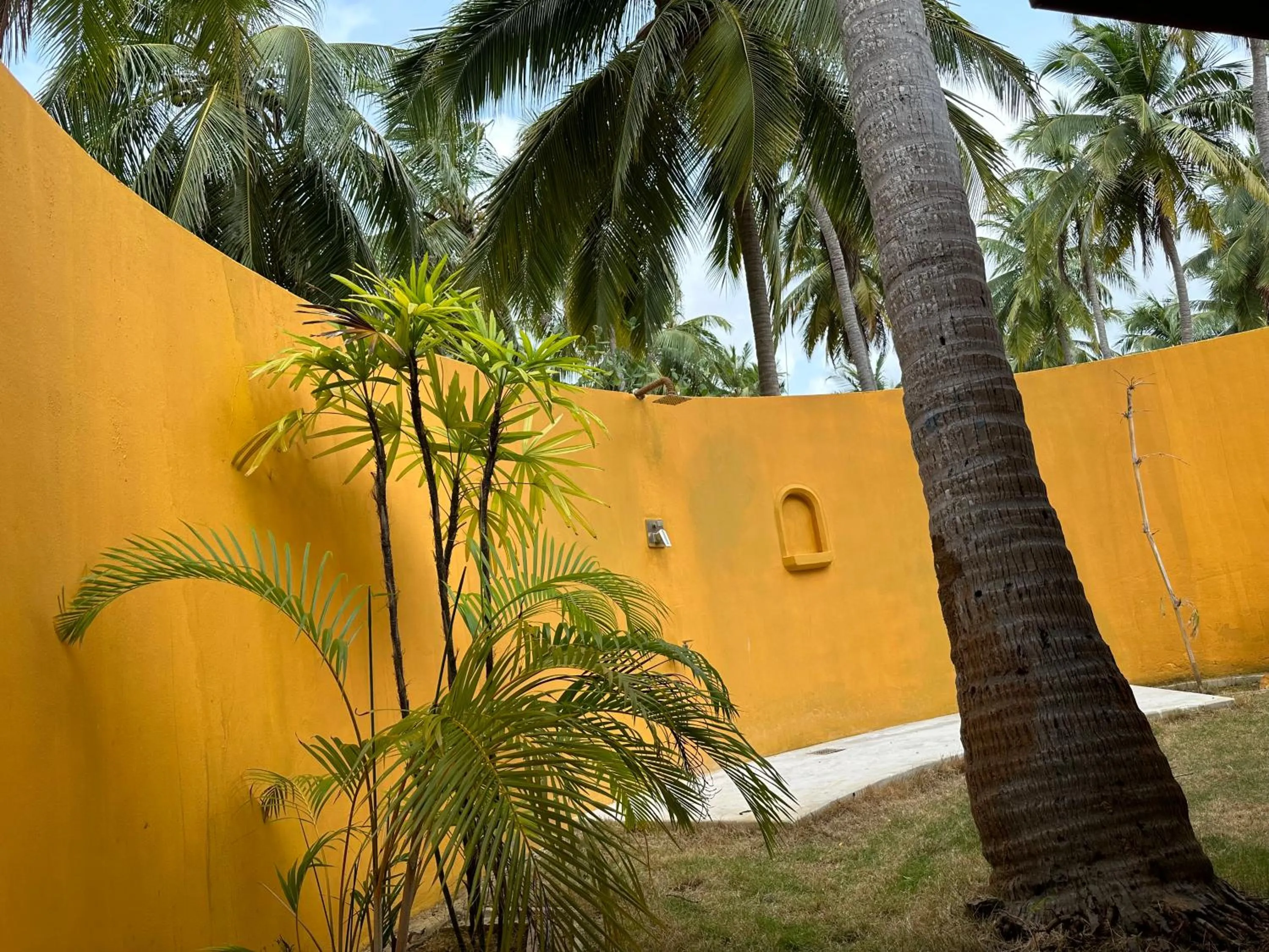 Kitelantis Hotel and Resort